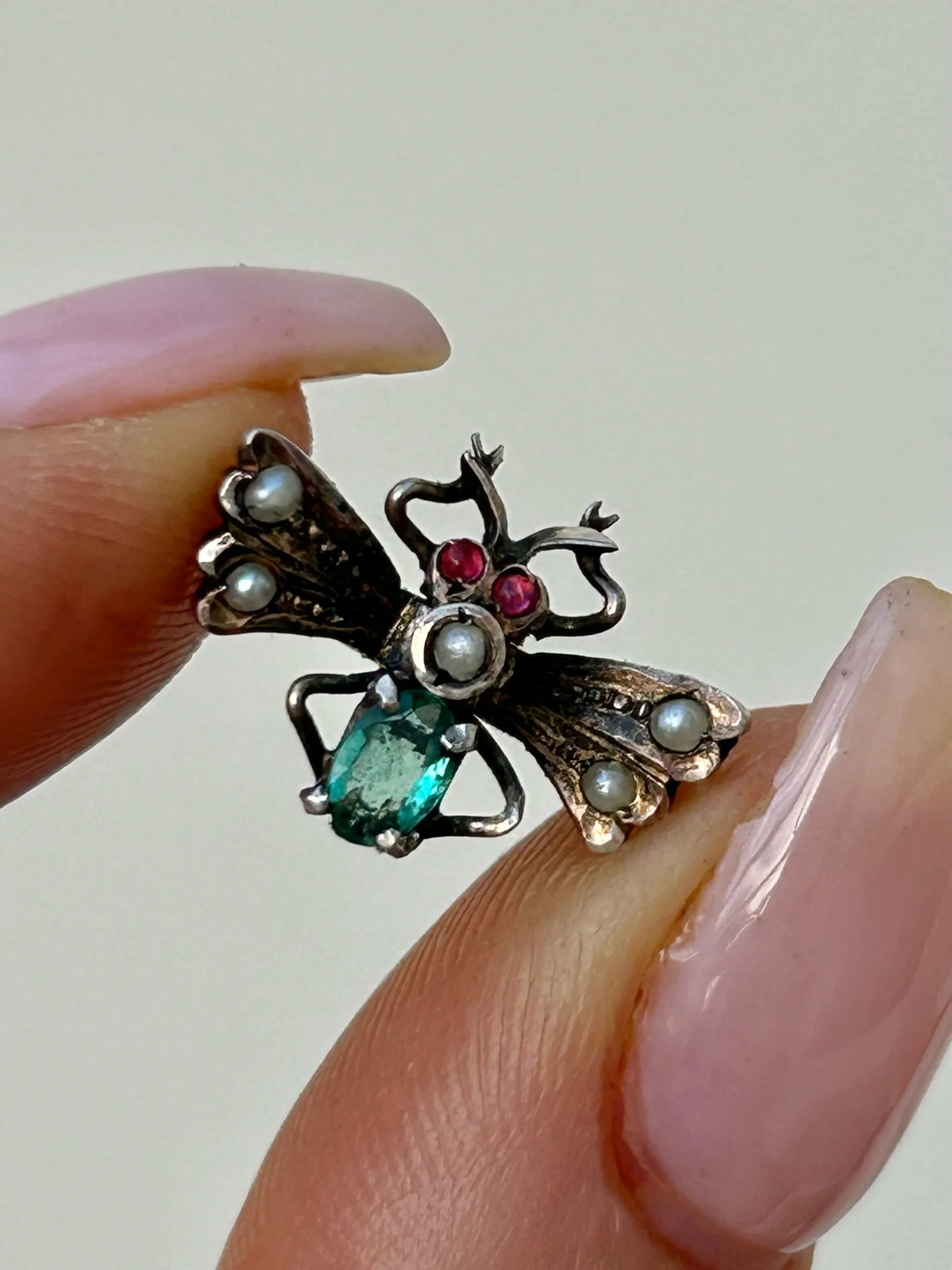 EB551887-496A-4003-B3FA-04F0D5CDF0CD