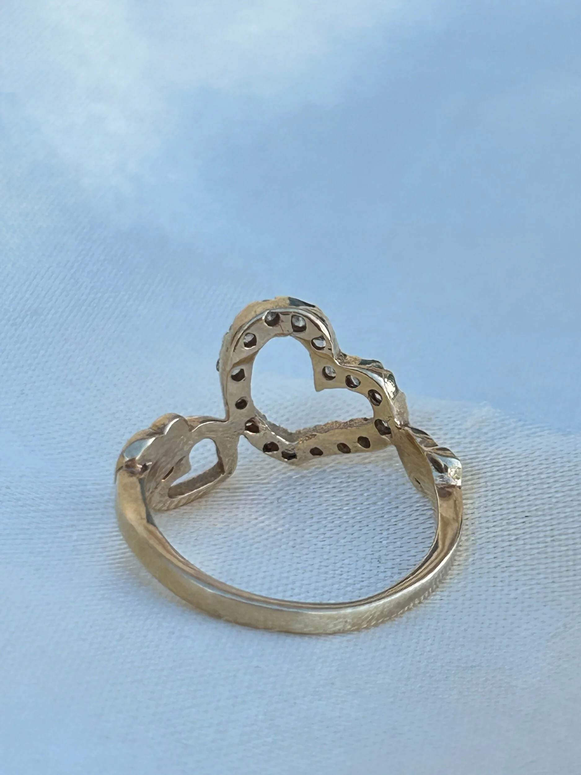 CE38EC03-BD88-4F97-BEEC-1D98296105A3