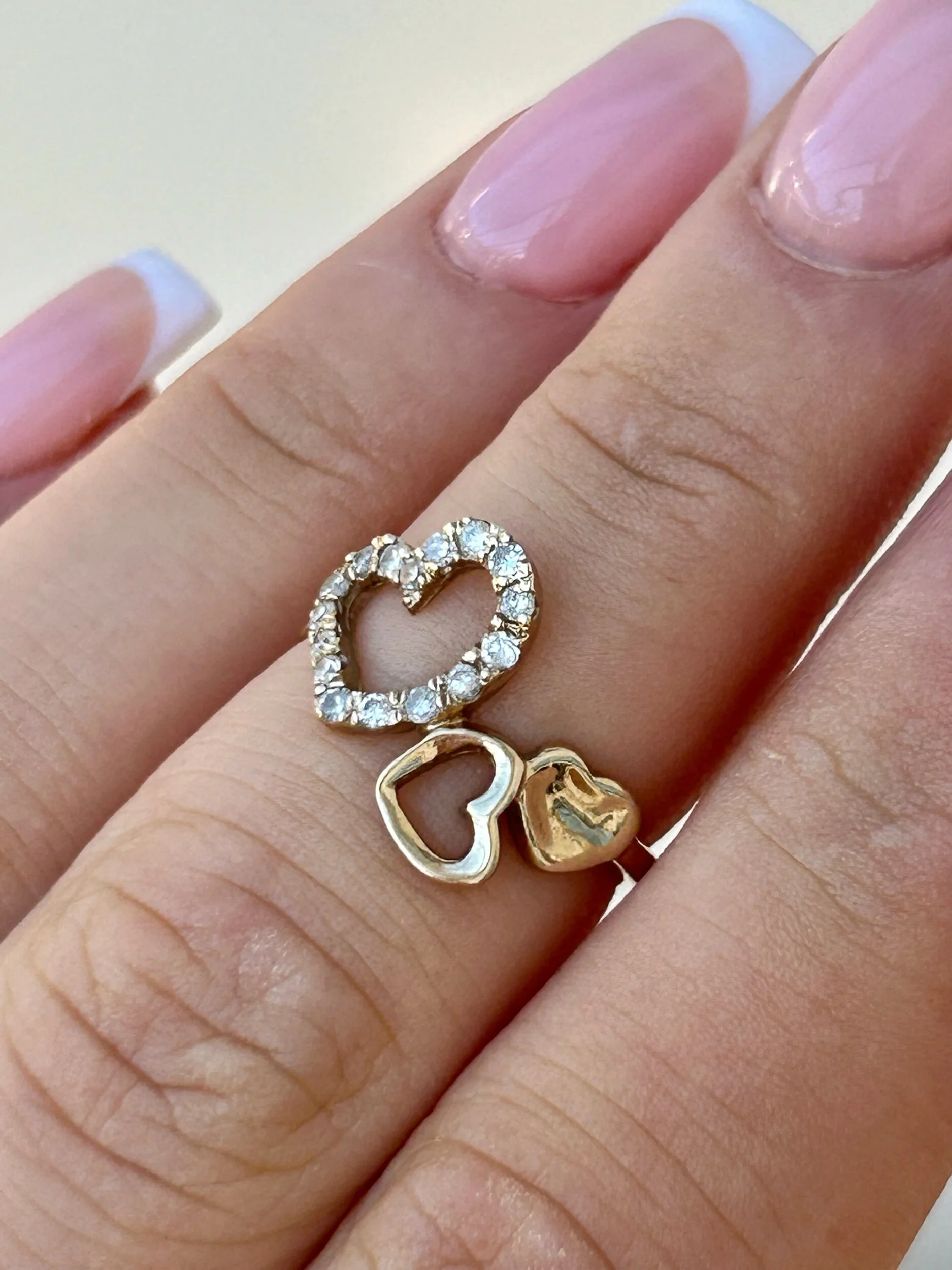 8F373A8B-3E39-4FF6-BF3A-A7B7A4A6ECD9