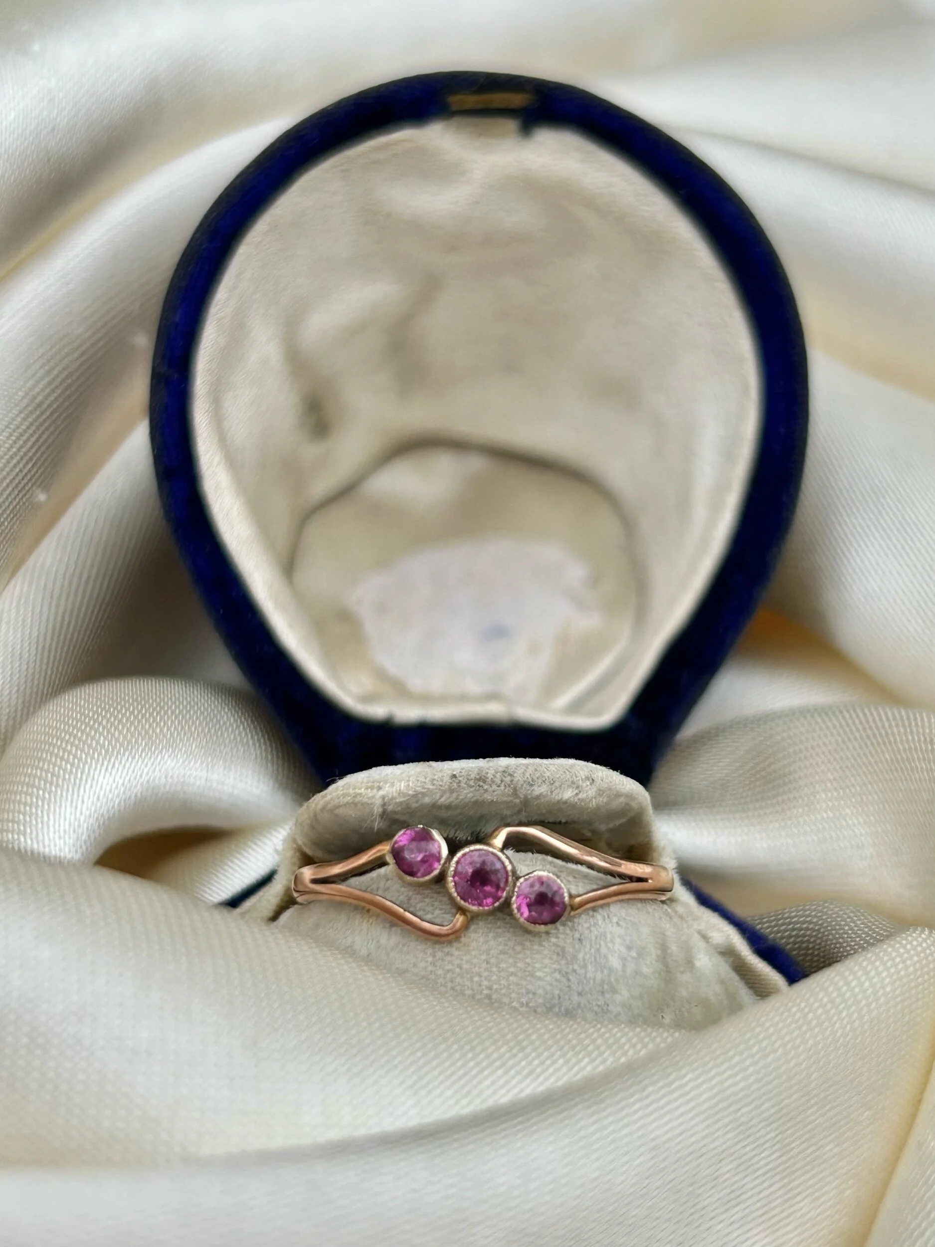 2219E039-DE3C-489B-ABB2-5529A6A6D1E6