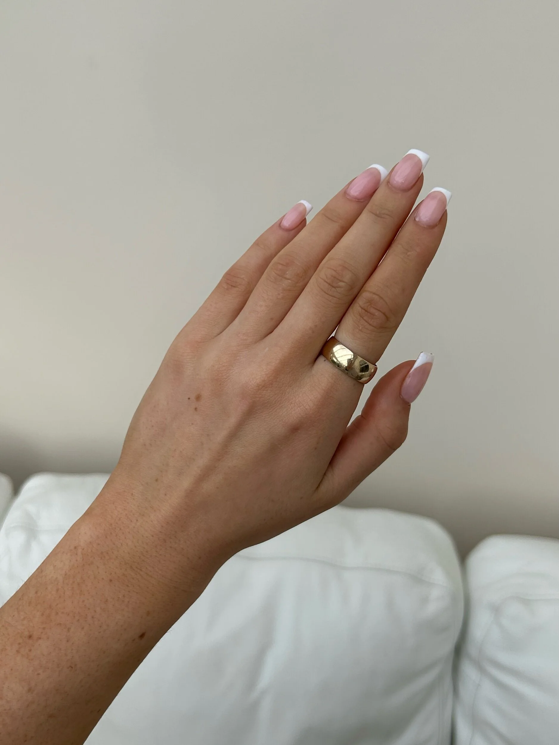 EF353910-DBA3-47F9-B262-146FC6A810BF