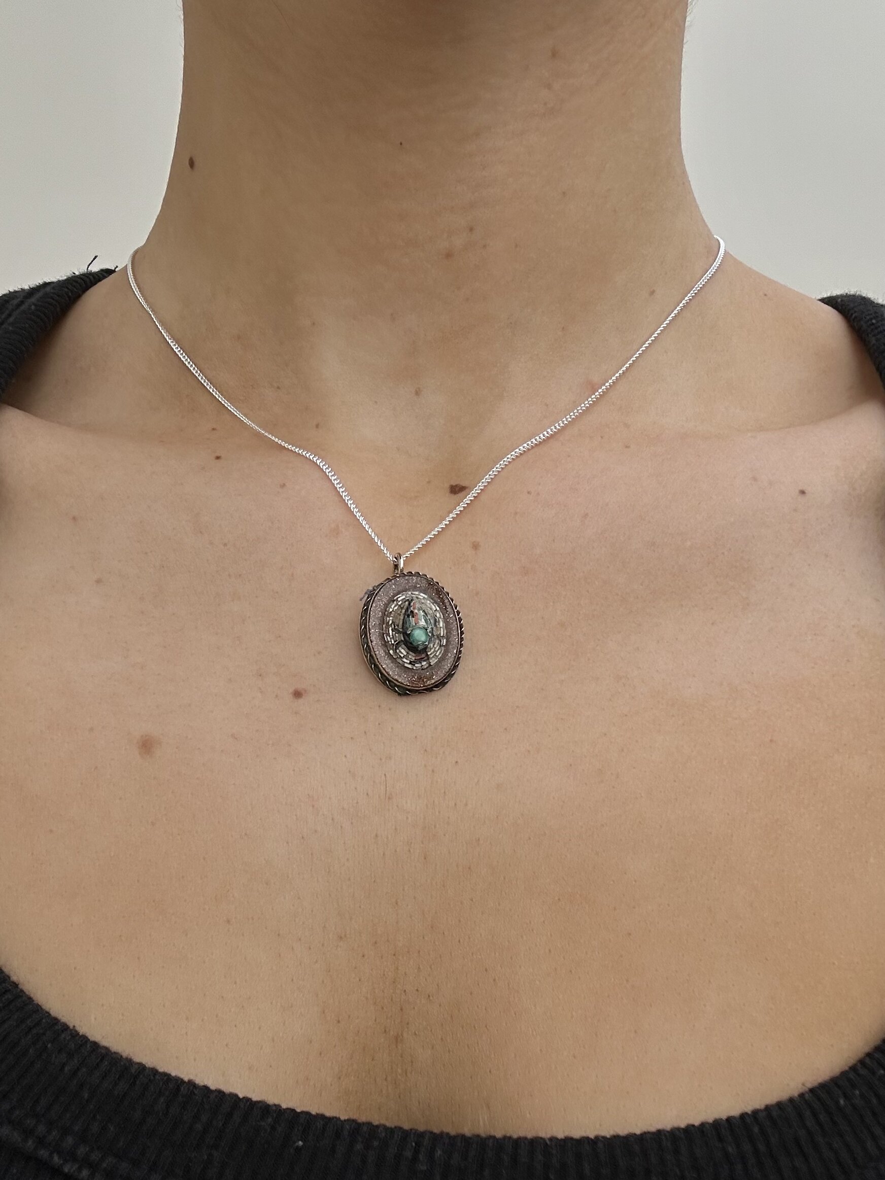 6DB5D291-639E-46DE-9801-AAD07C2B27A5