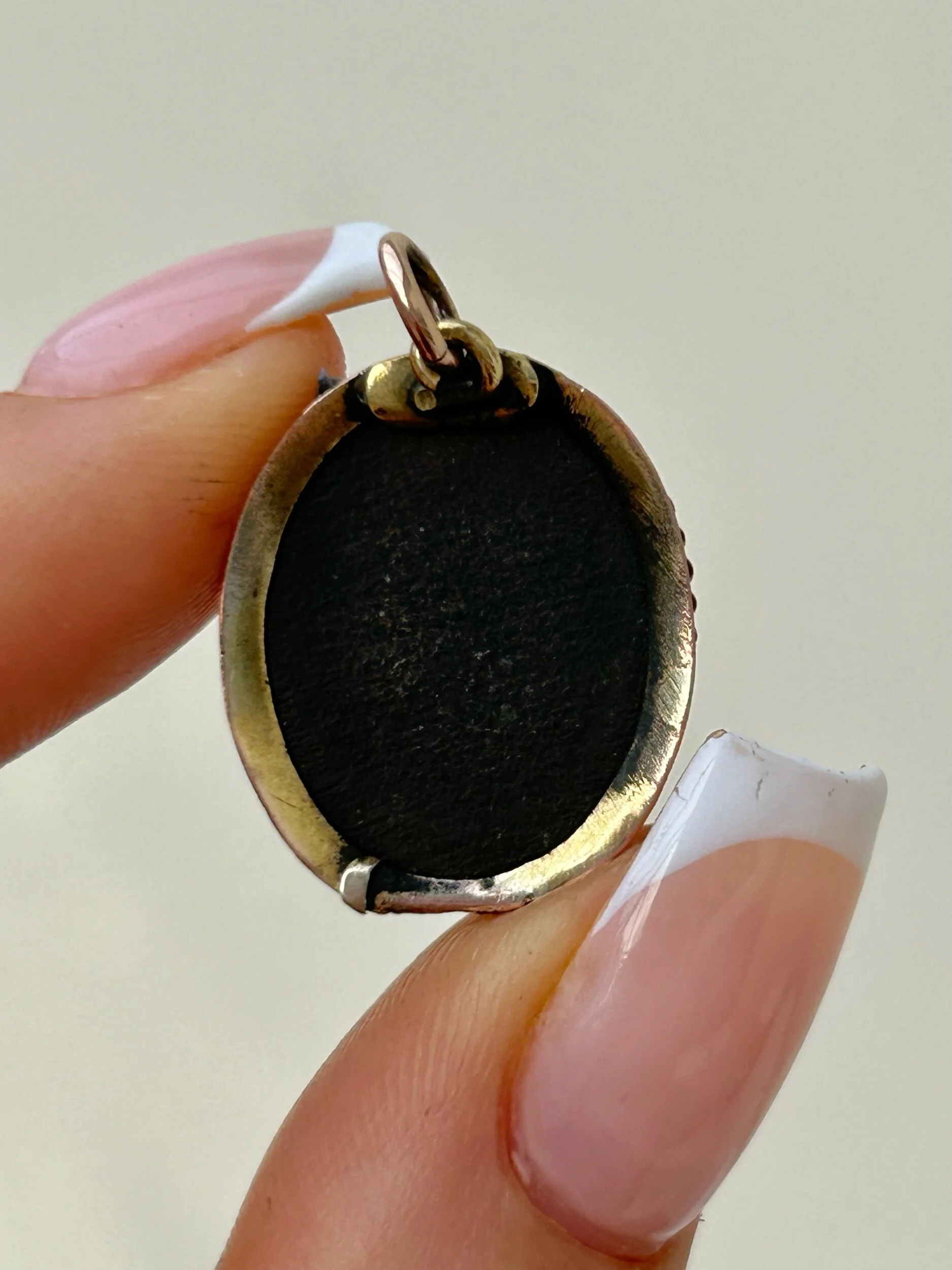 EE51A677-68C7-450C-AC88-CABB5C035E78