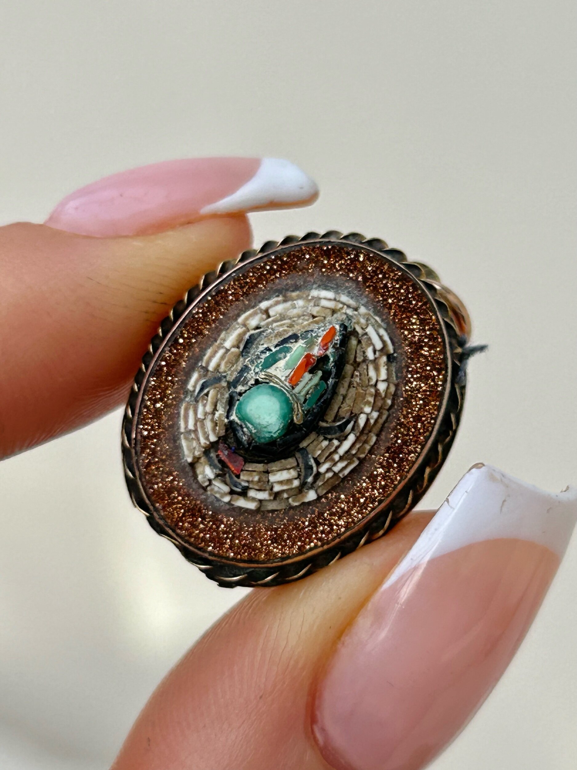 852D7732-C2C6-4DFE-82B6-5F555BEBC95F