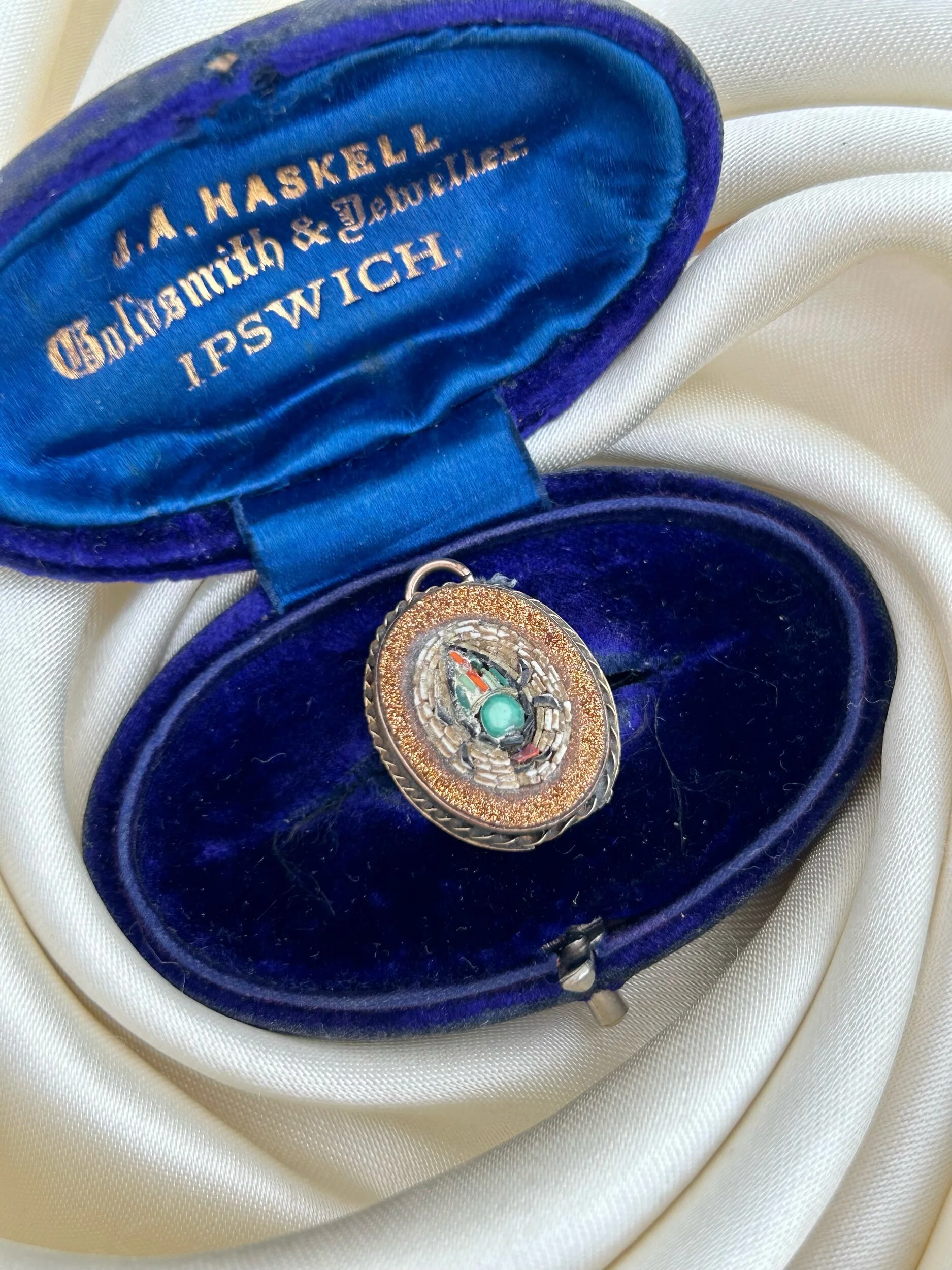 9EA2DF99-92EC-4615-8A2F-3560C6CE4941