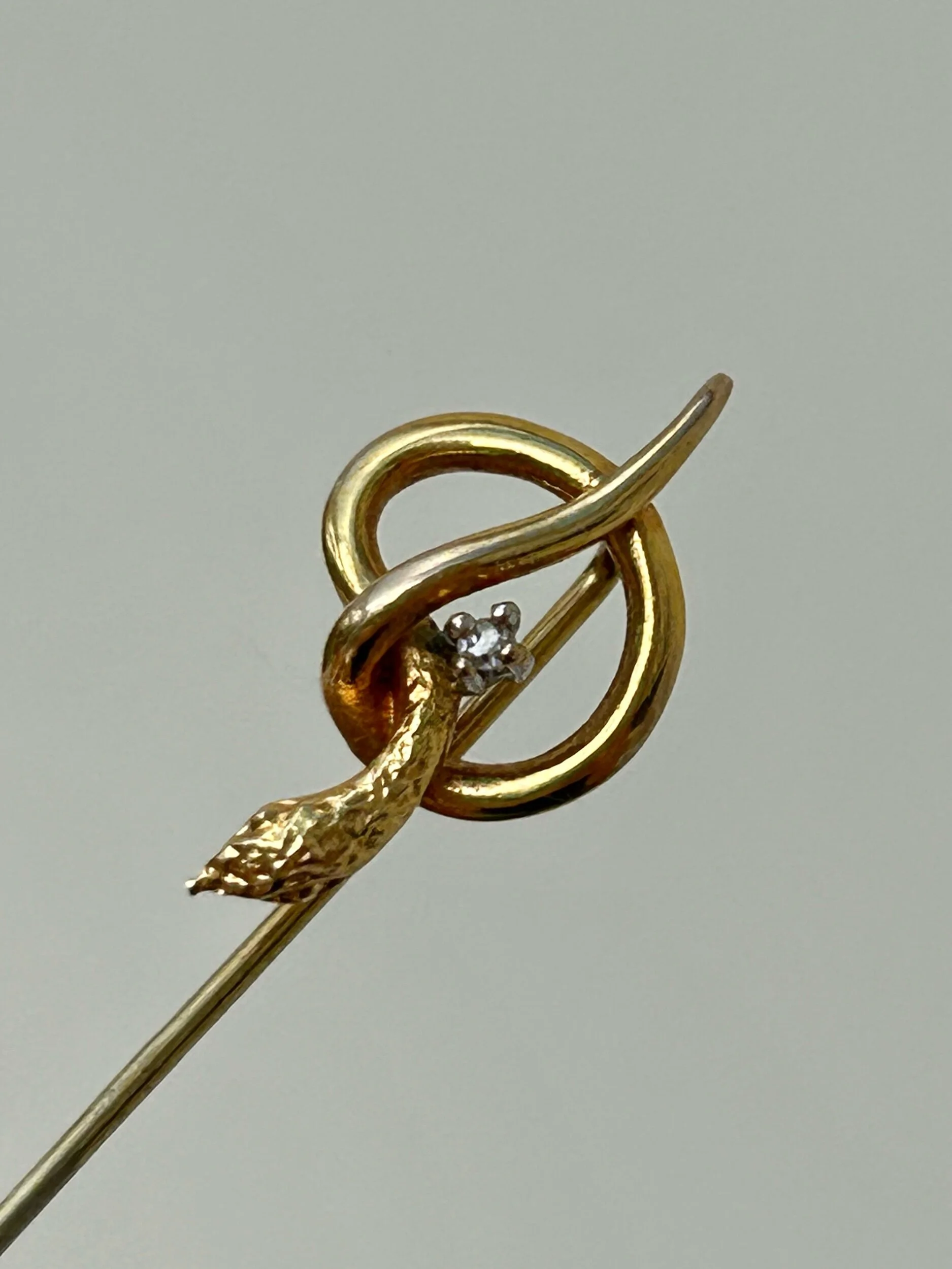 A18C5709-D6C6-4885-AFE1-C1D6768C9E2D