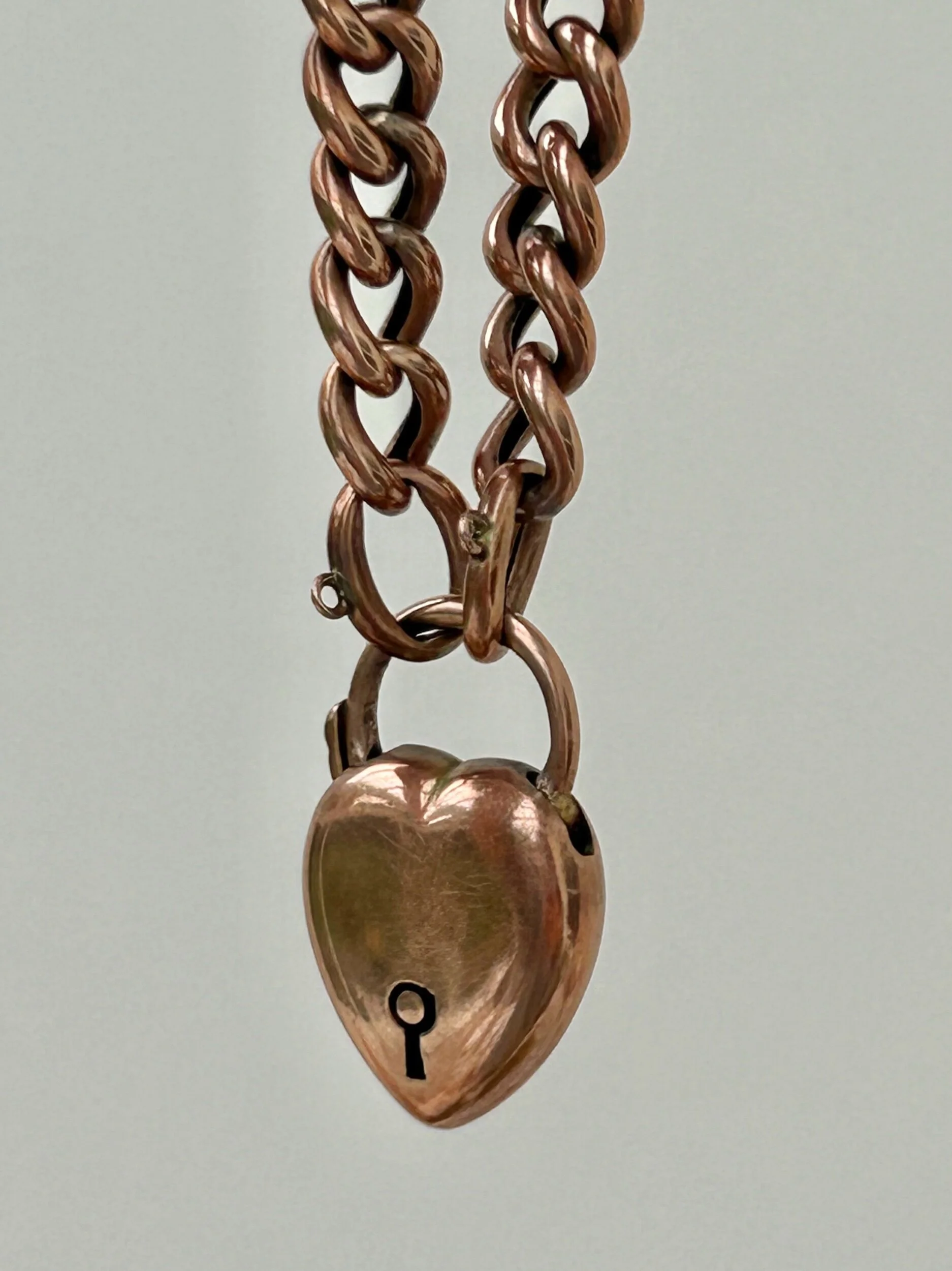 DC921A83-D35D-4856-AE6A-2E49B9512B9E