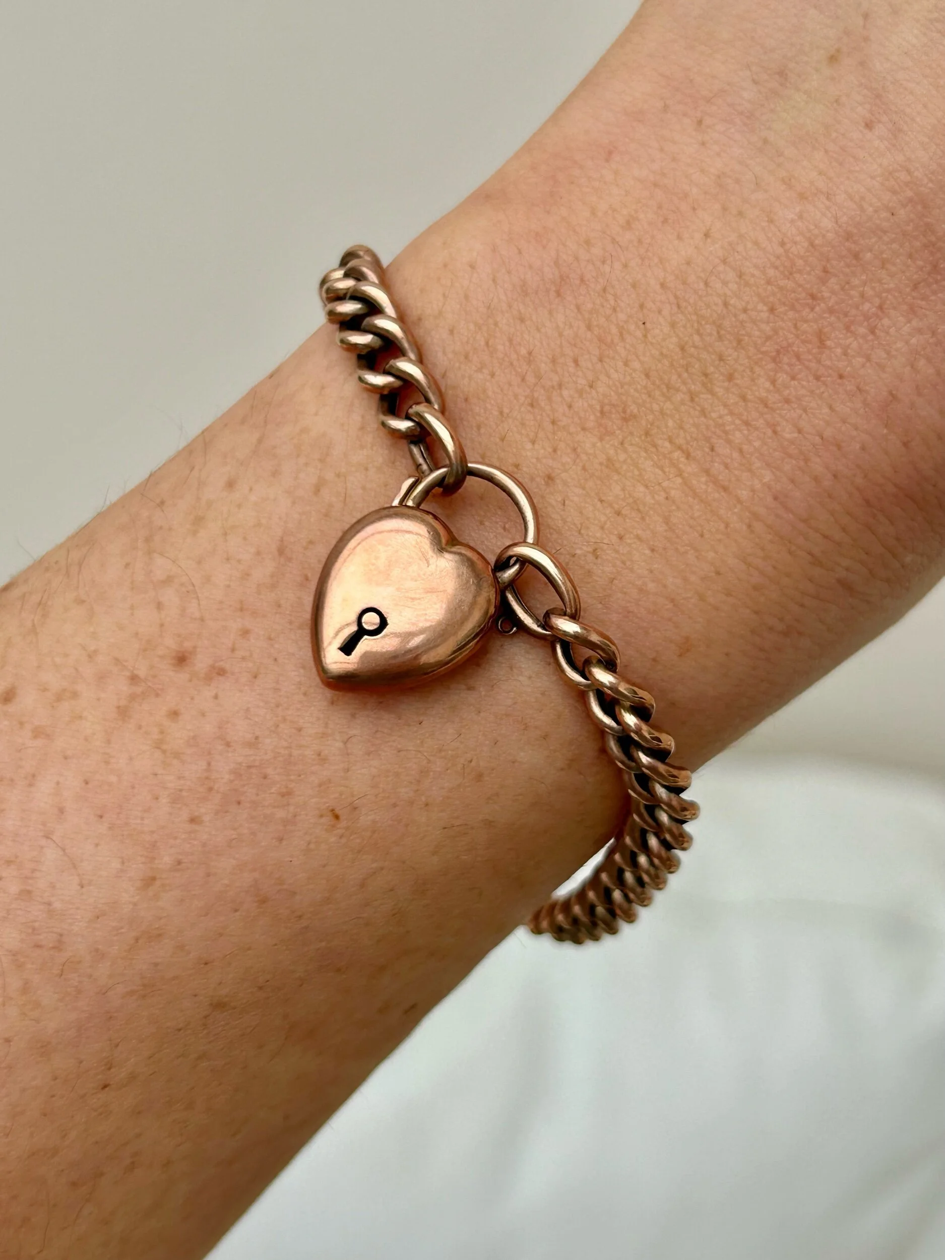 3D40011A-BCF2-4101-B683-D281BF3E736E