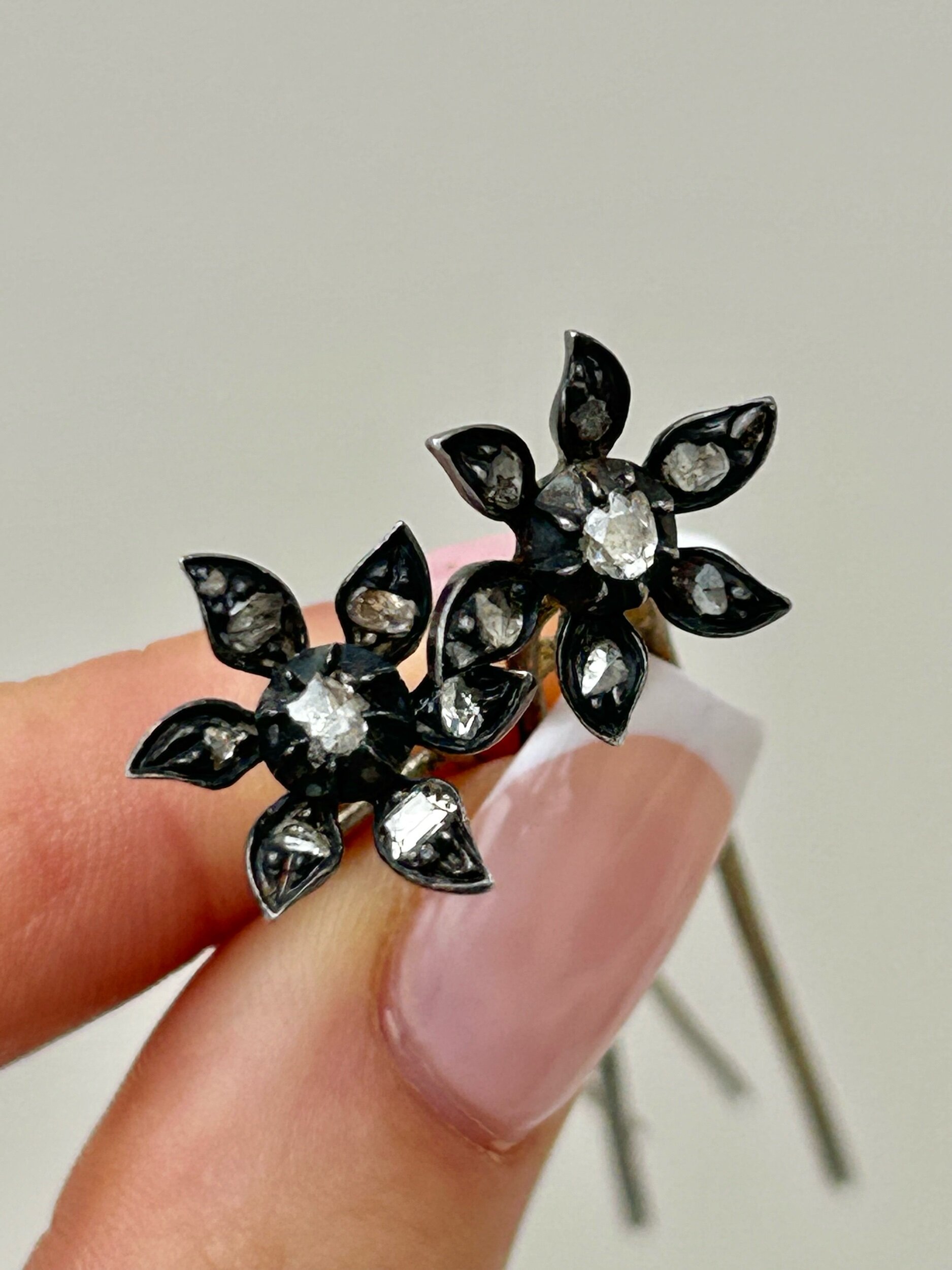 F7420D57-1649-4251-BB9D-AB261AFFF12B