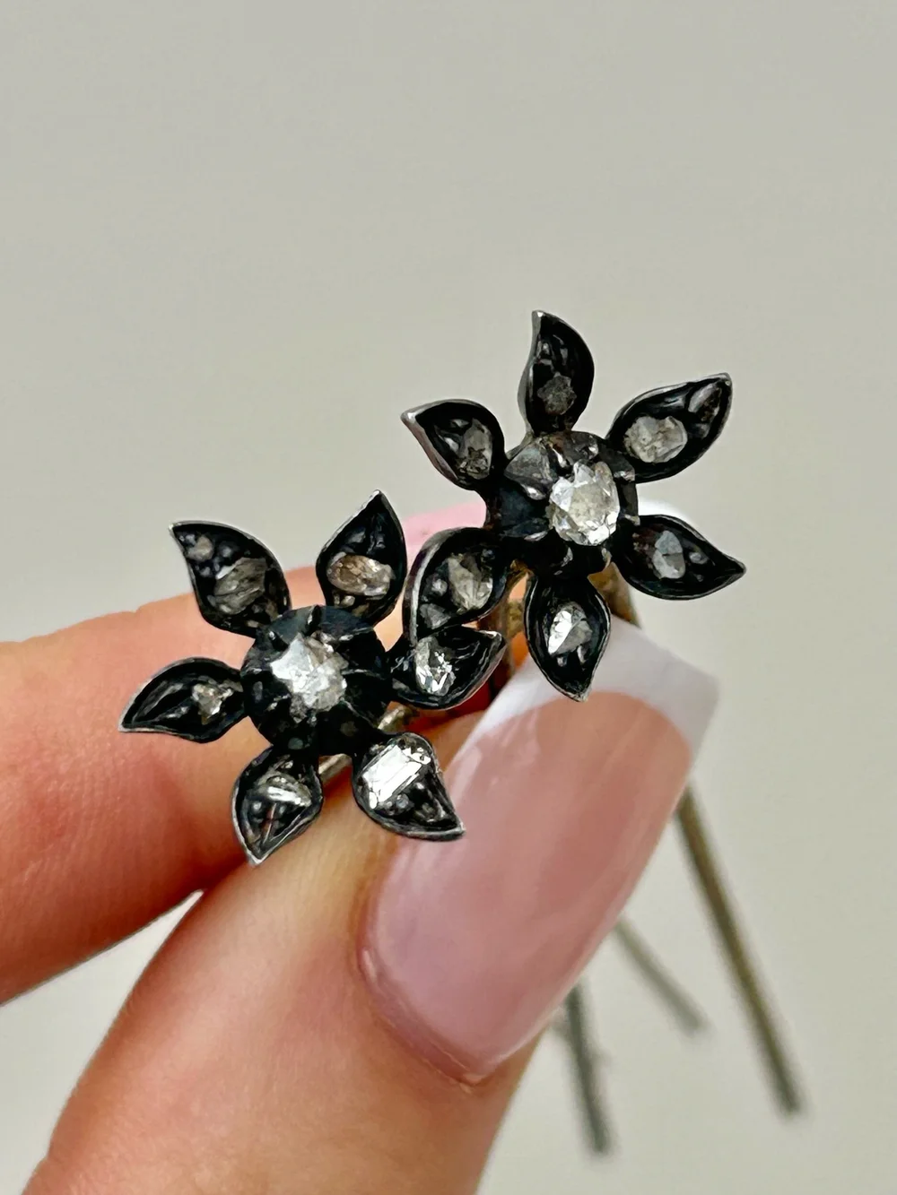 FENDI パール ヘアピン Pair of Antique c.1850 Rose Cut Diamond Flower Hair Pins