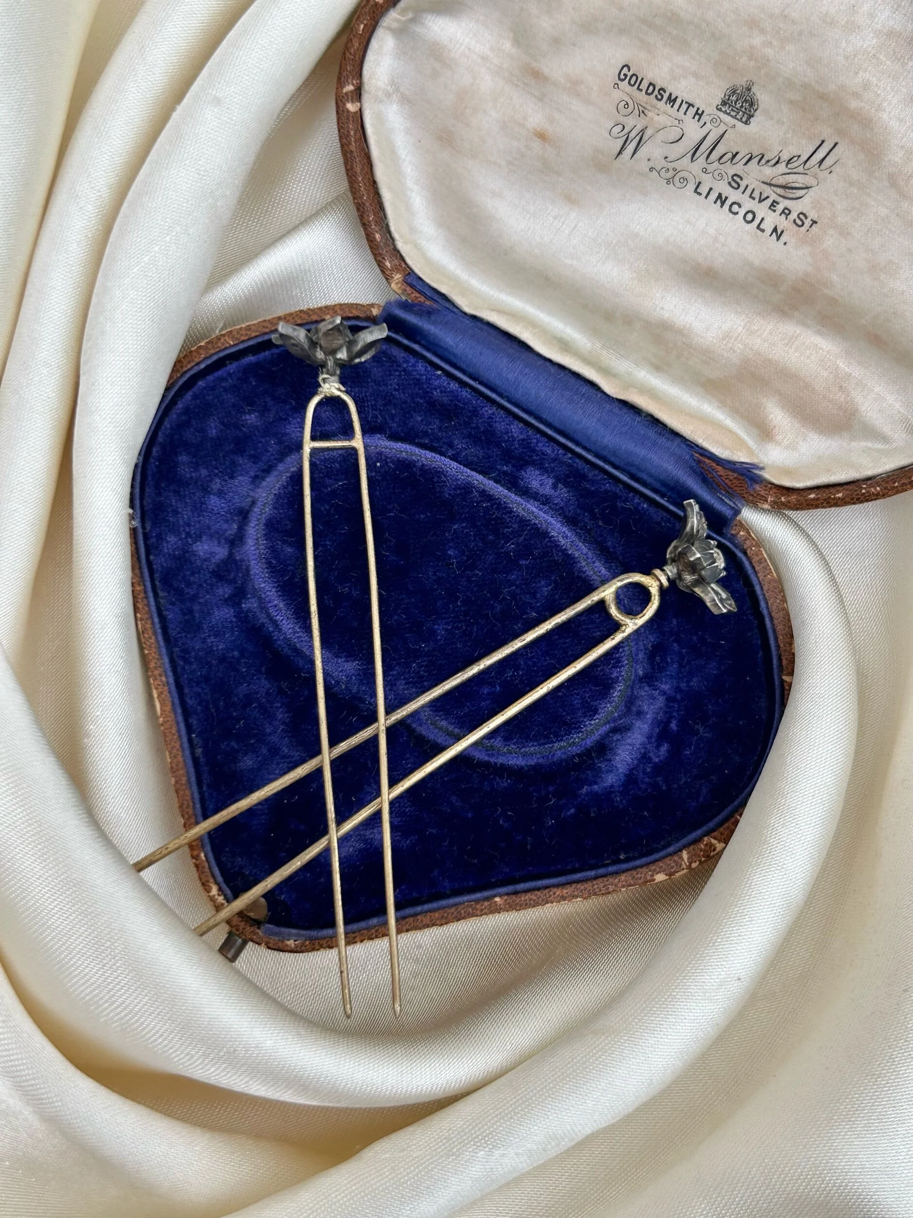 06F6528E-8152-4E60-AA64-810E73606922