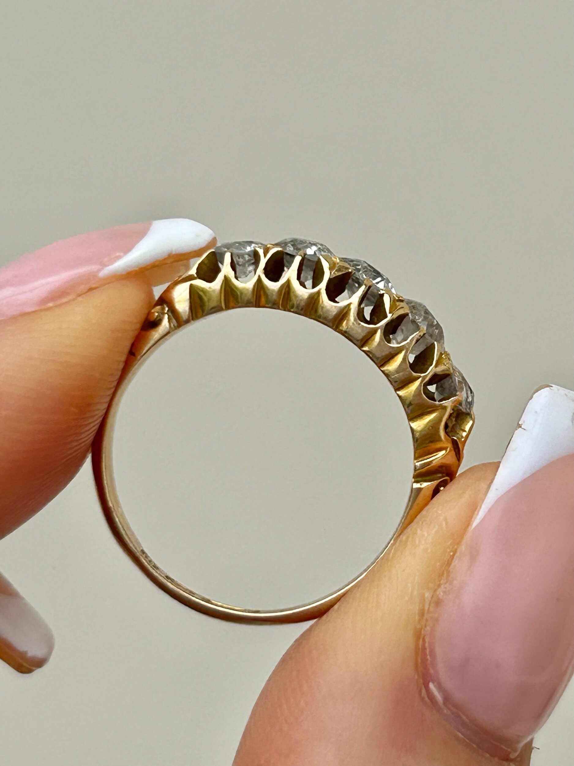 9C24F67F-3F77-4846-B7D6-E8063851540F