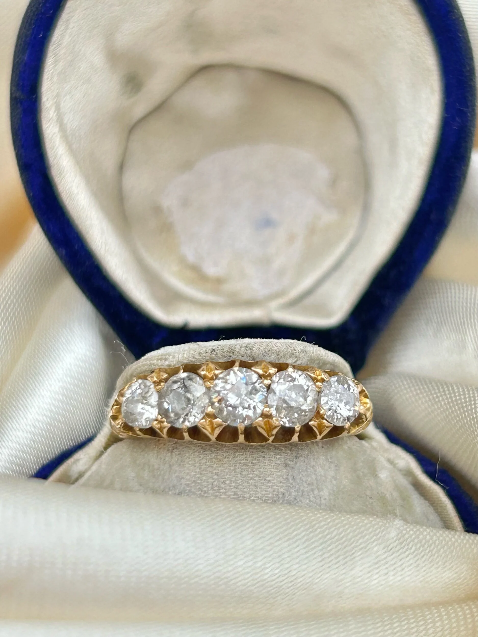 B0BB8B4C-39BF-4C3A-9FDA-B991F0B8DD6E