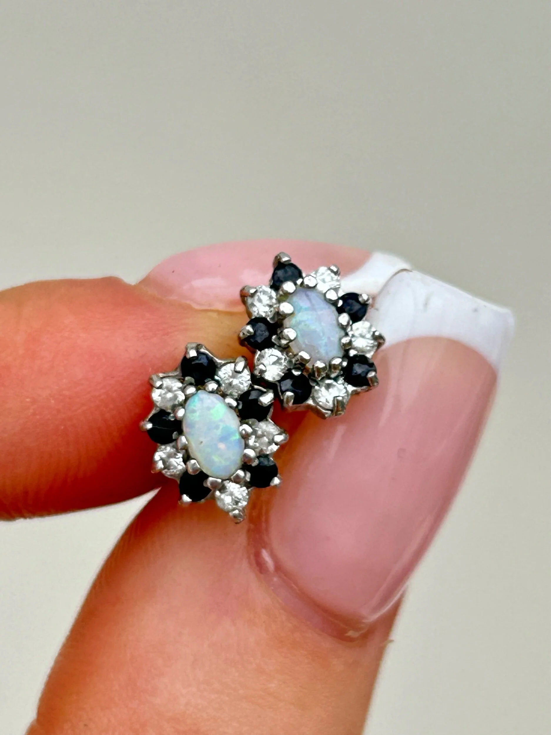 99F8F02D-8397-41FB-B5E5-6E29E1380BFF