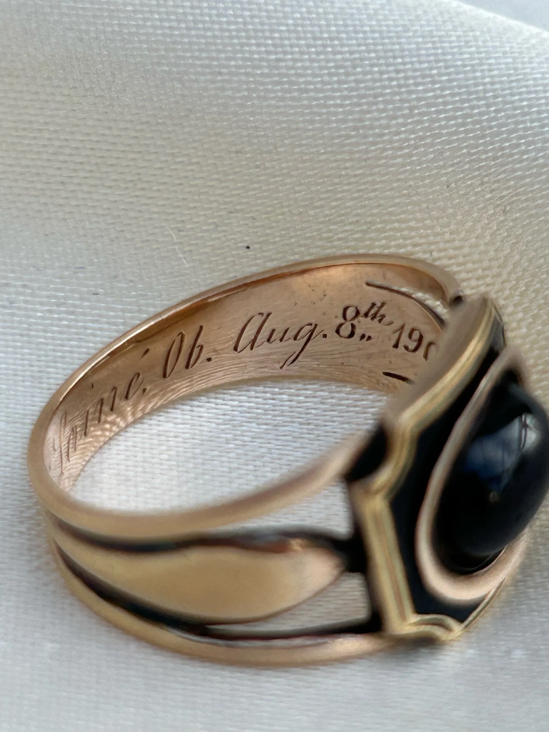 1EC7B88E-6EC2-4638-BA43-0EF818472D72