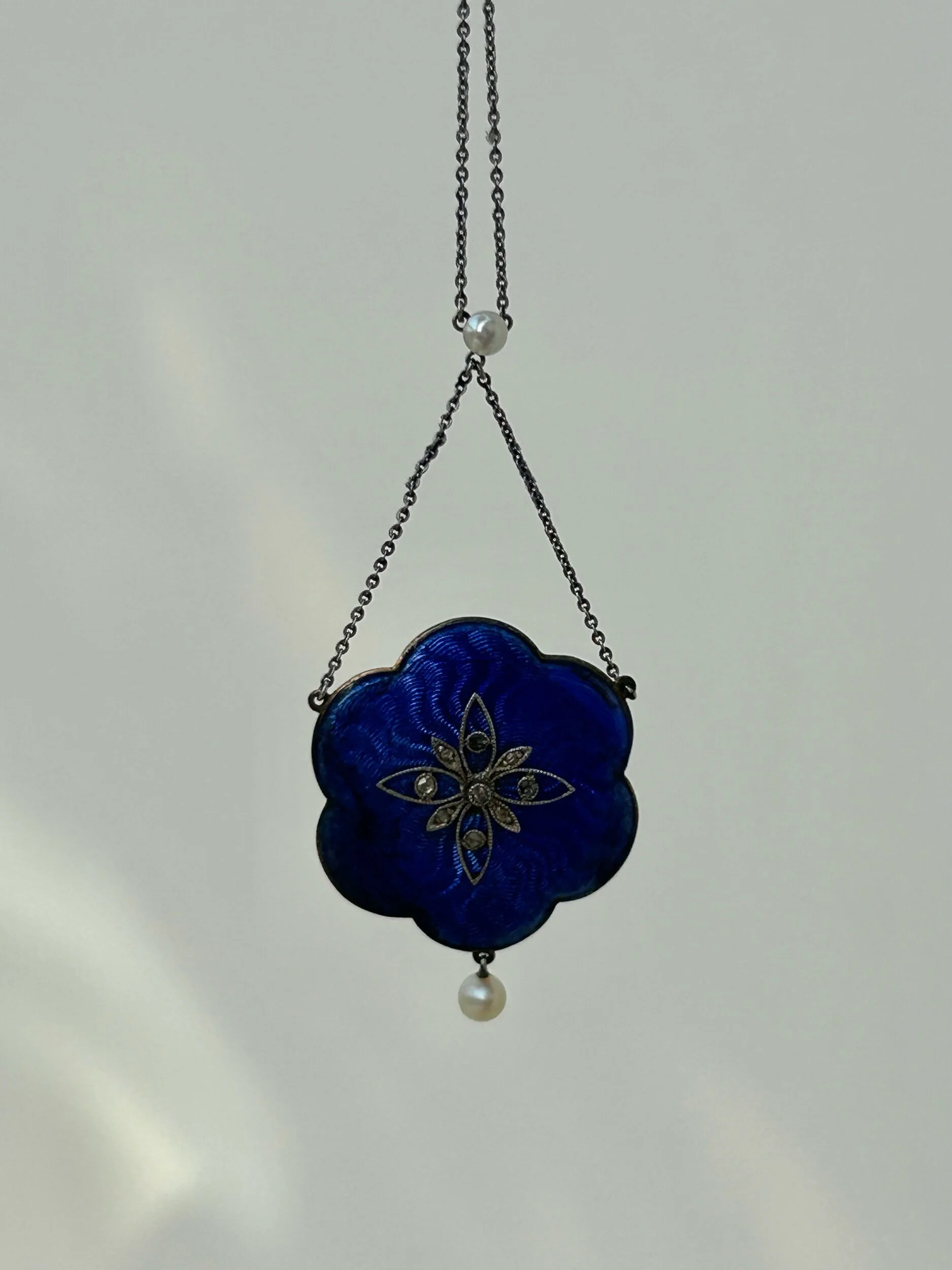 D56BC3A0-B188-41BA-9C95-92CA5136AD71