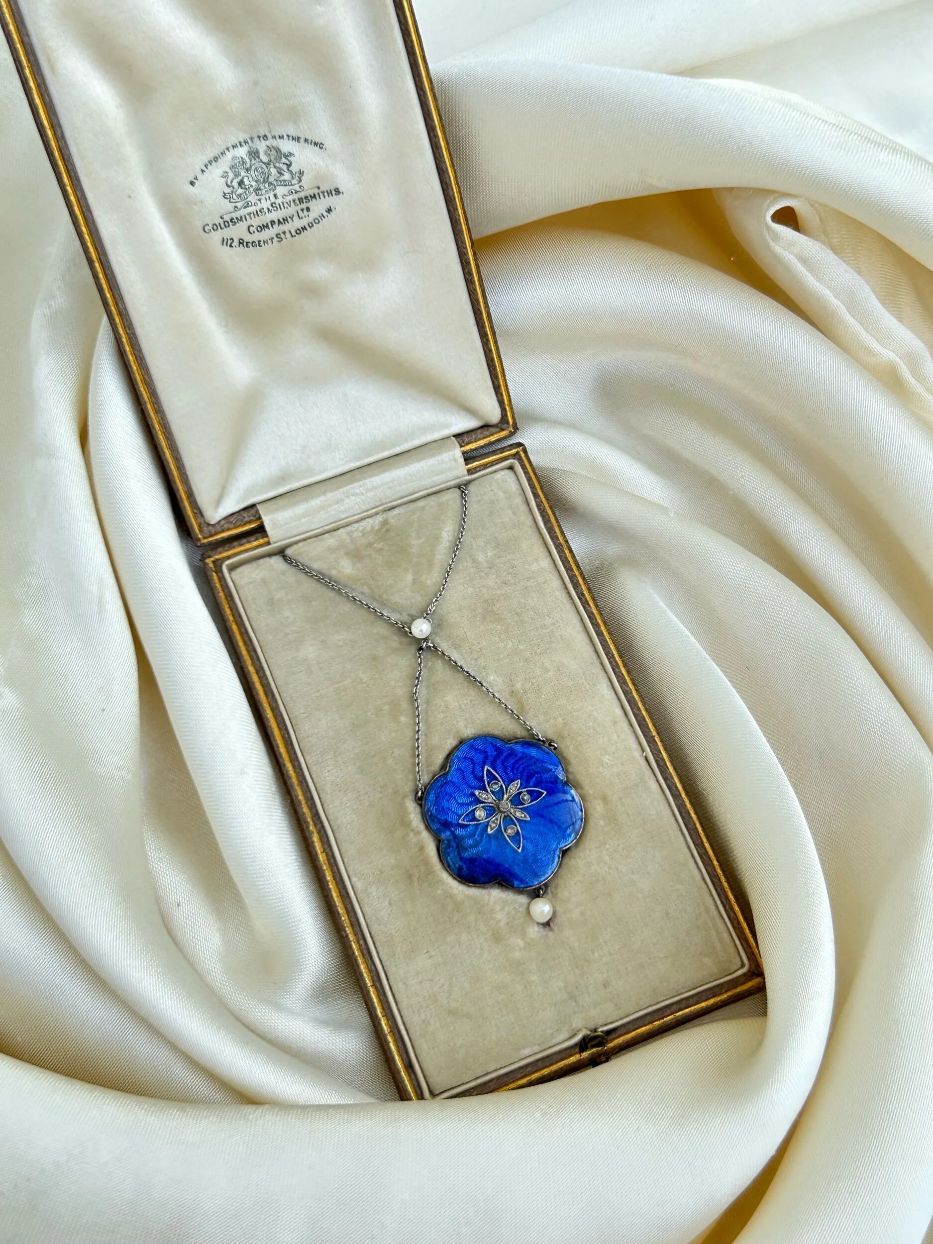 02A4E3D1-7CE3-4563-A794-2715DF98CF08