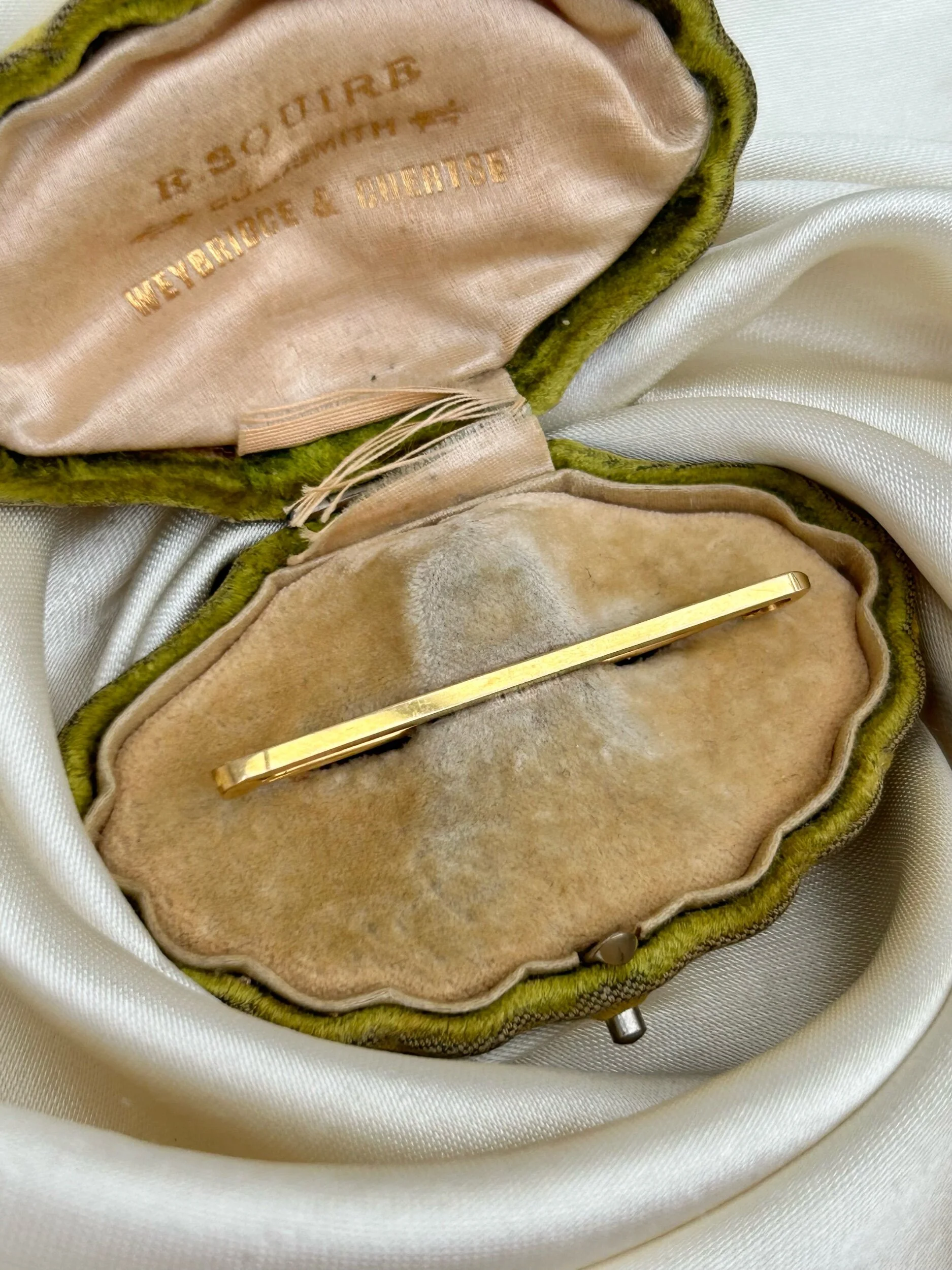 82749C6A-70FD-430A-BAF8-287D068AB5C2