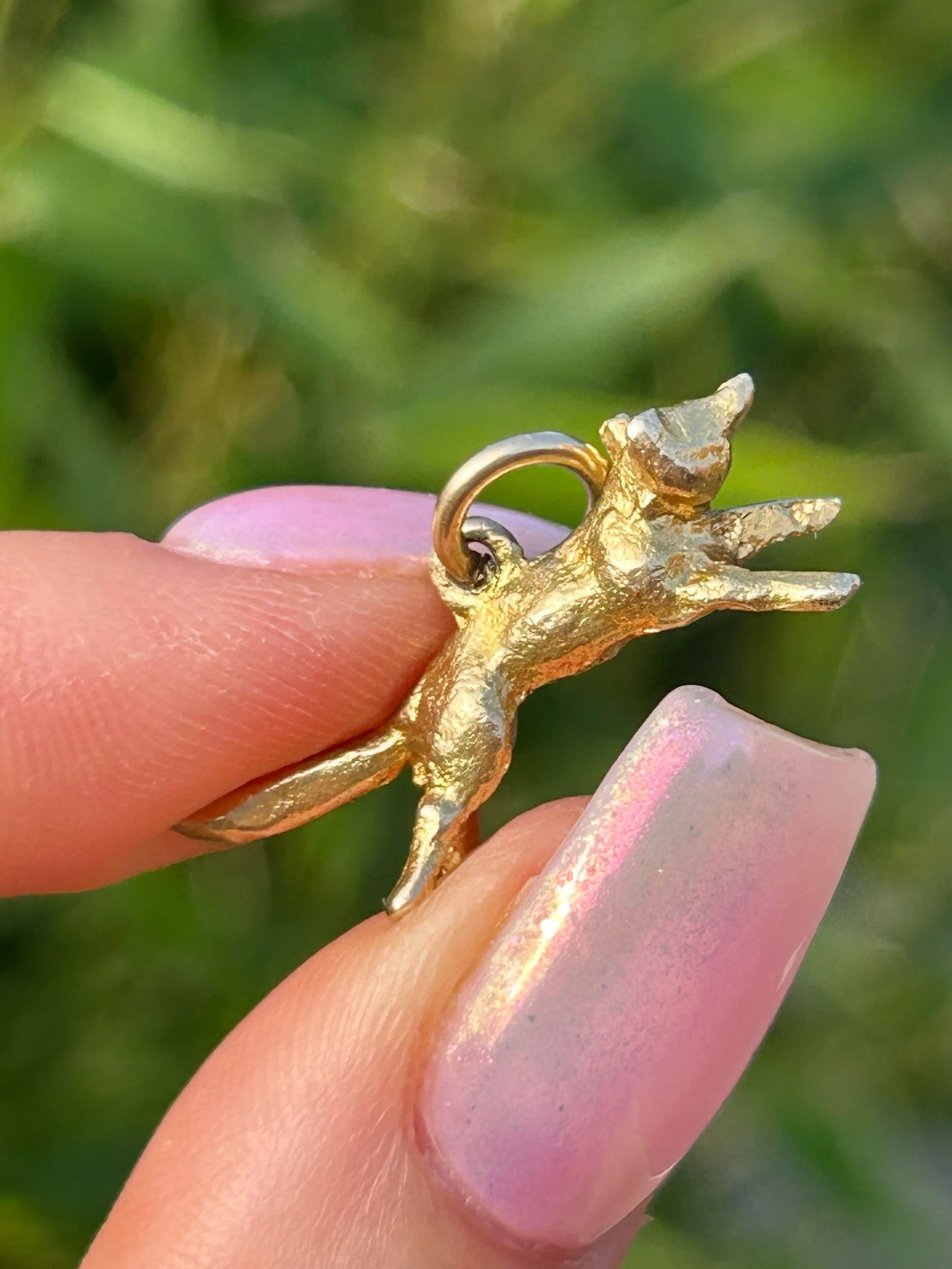 1FF66998-68EC-471D-9E16-34FED5327B99