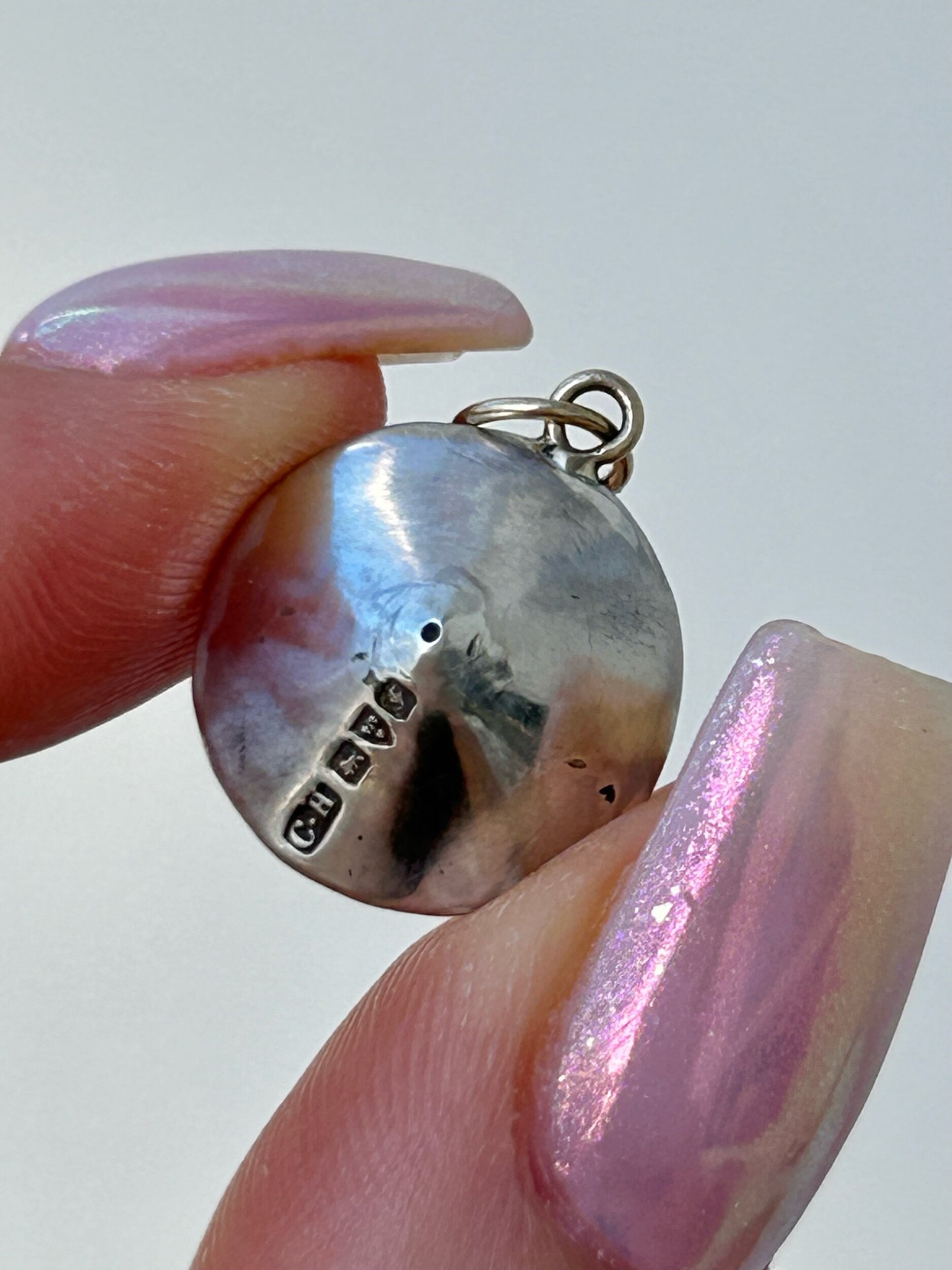 E4181580-CC41-4E19-BBC8-C01A5740FBD9