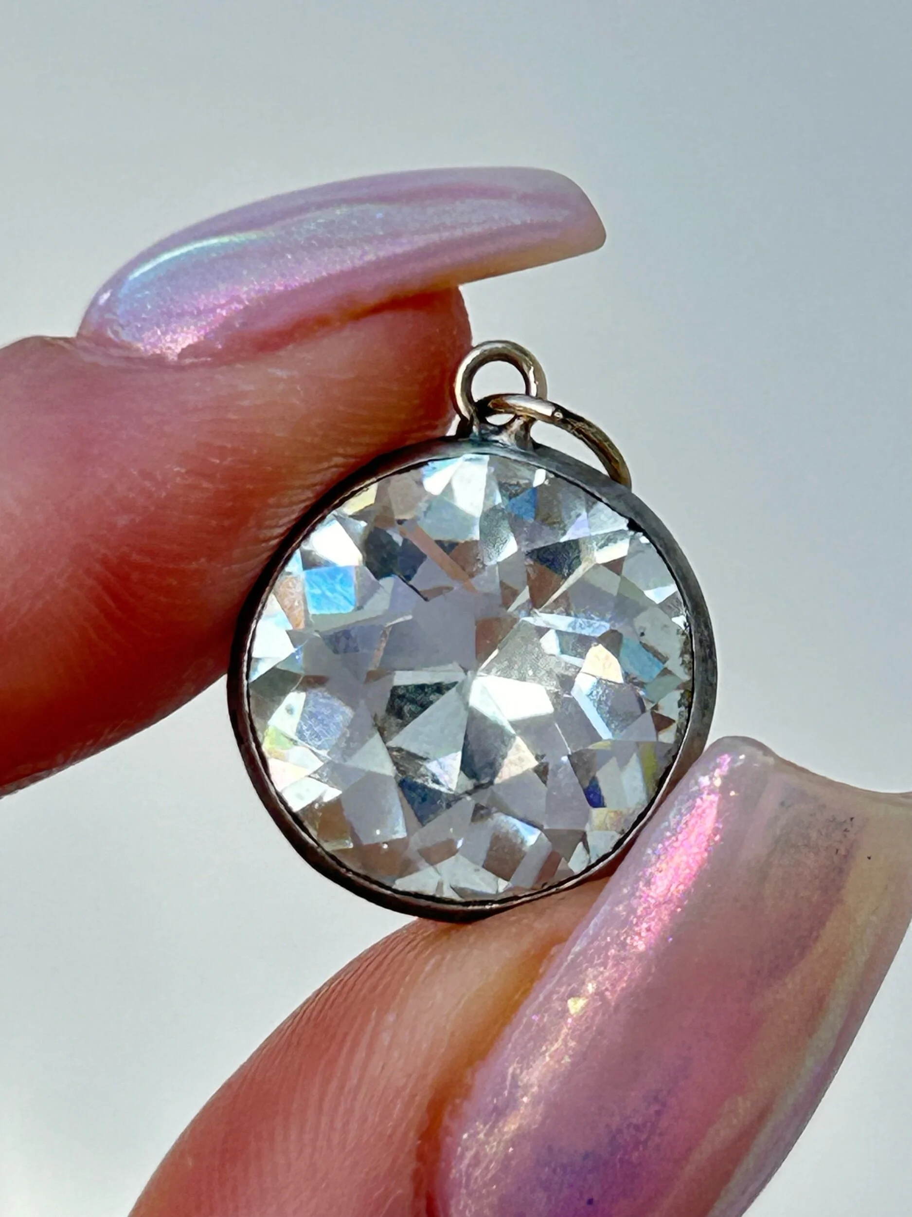 0DAF4C6B-1E77-4B7D-A1A4-7EAA8DE46878