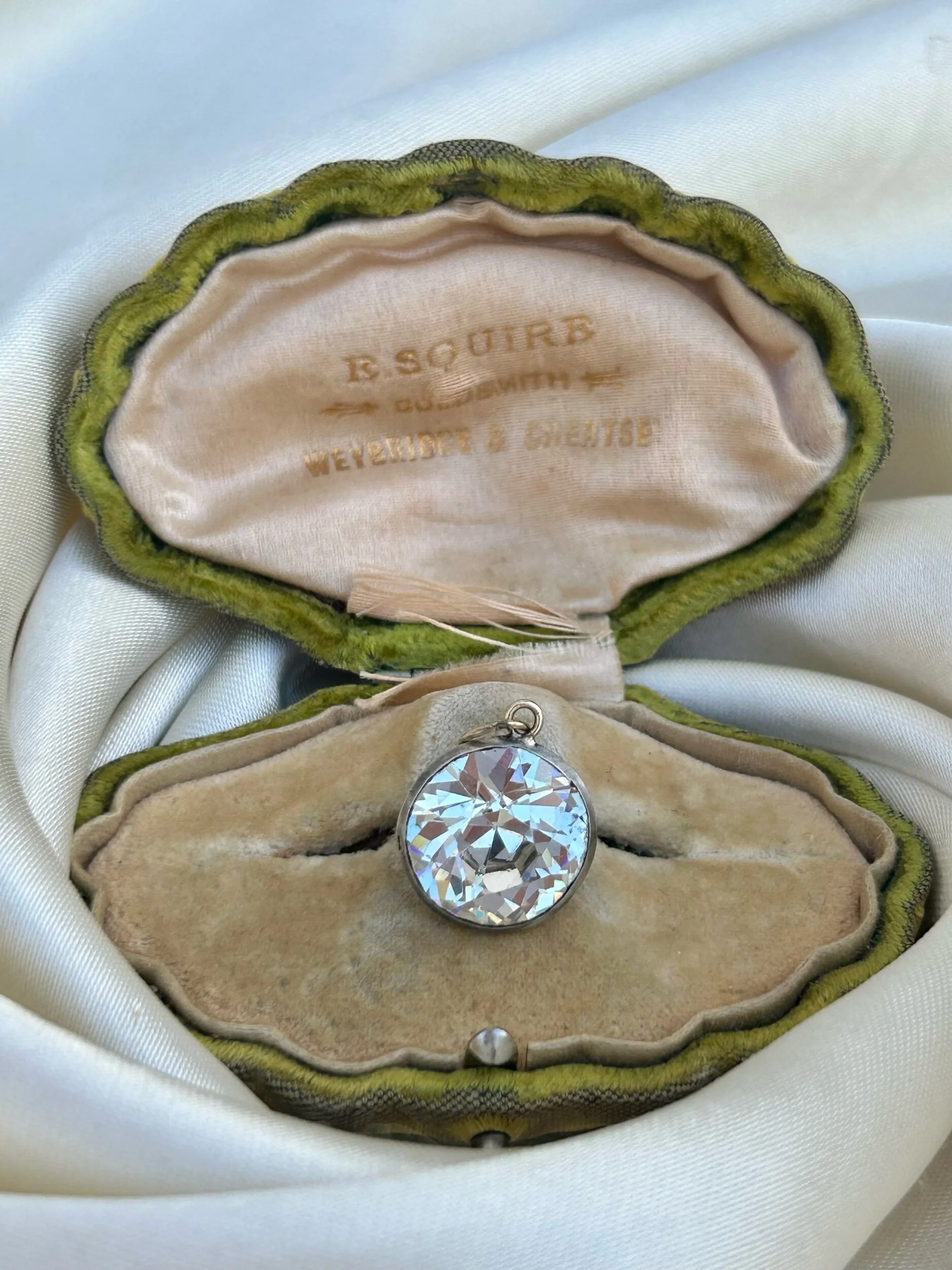 627276BB-B3F6-4F76-B483-CFD3058DCDDD