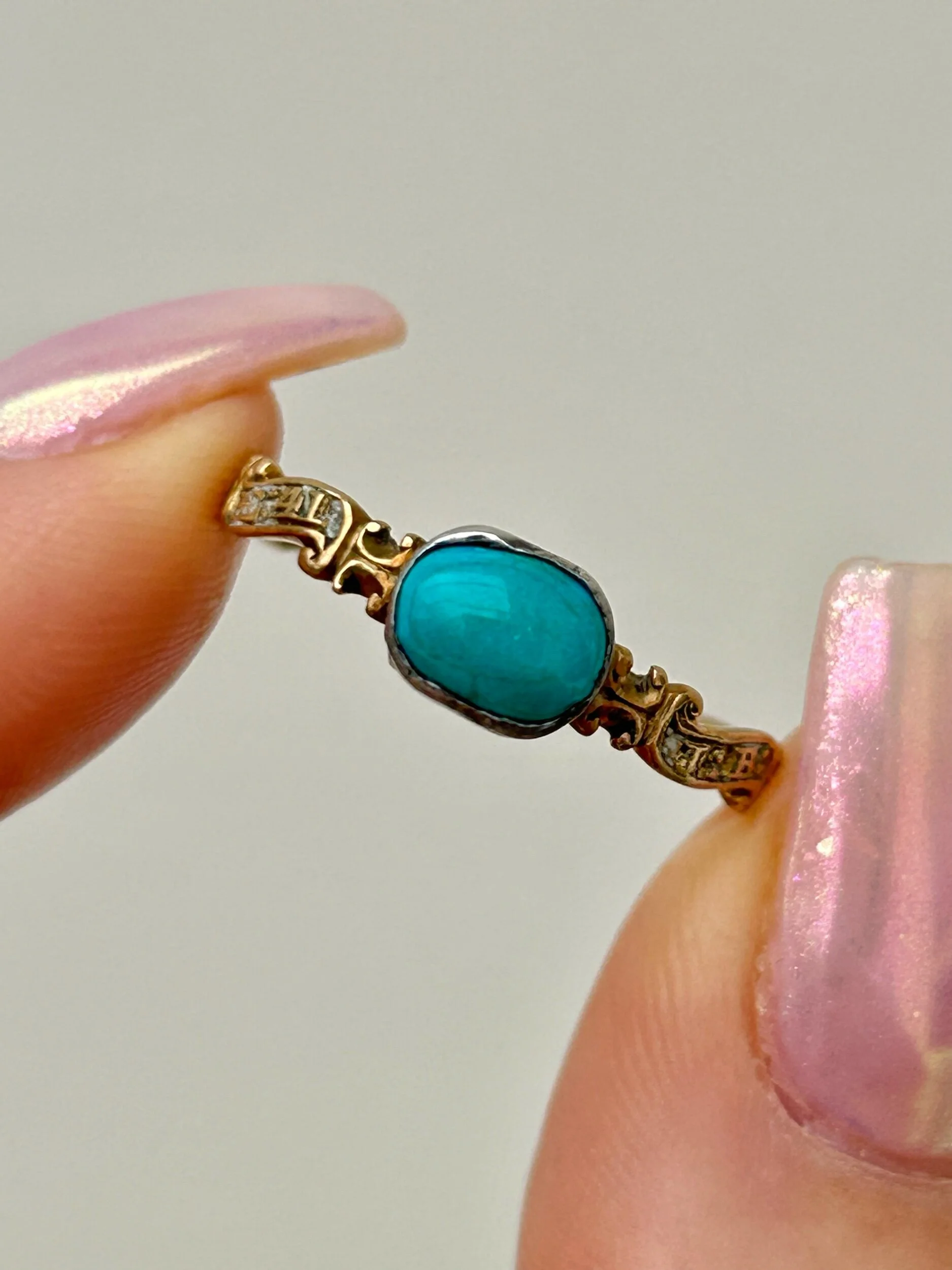 73B76200-DFE0-455C-8F51-EFE5EA401B06