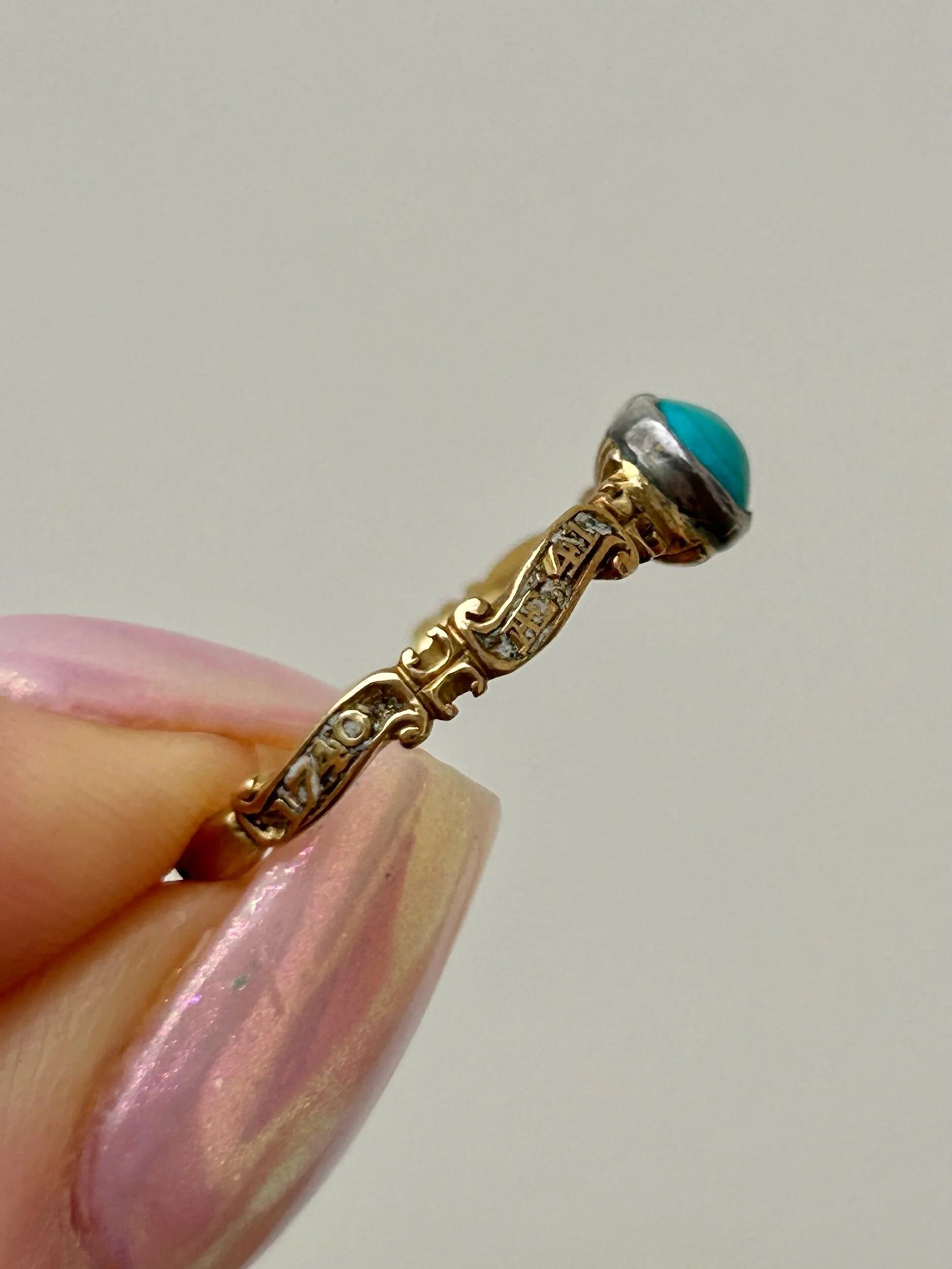 24734299-9DB6-4A22-8DB9-0E5DB0DE61C0