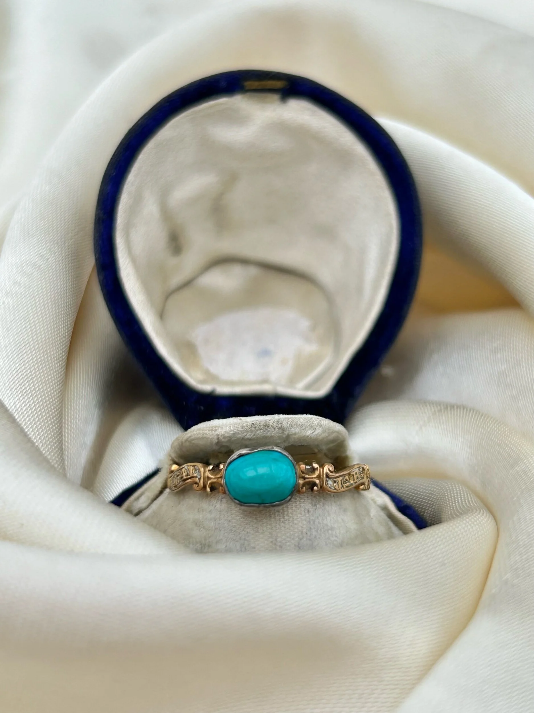 EA8DBE3D-6400-43EC-8110-82A6EB6E0925