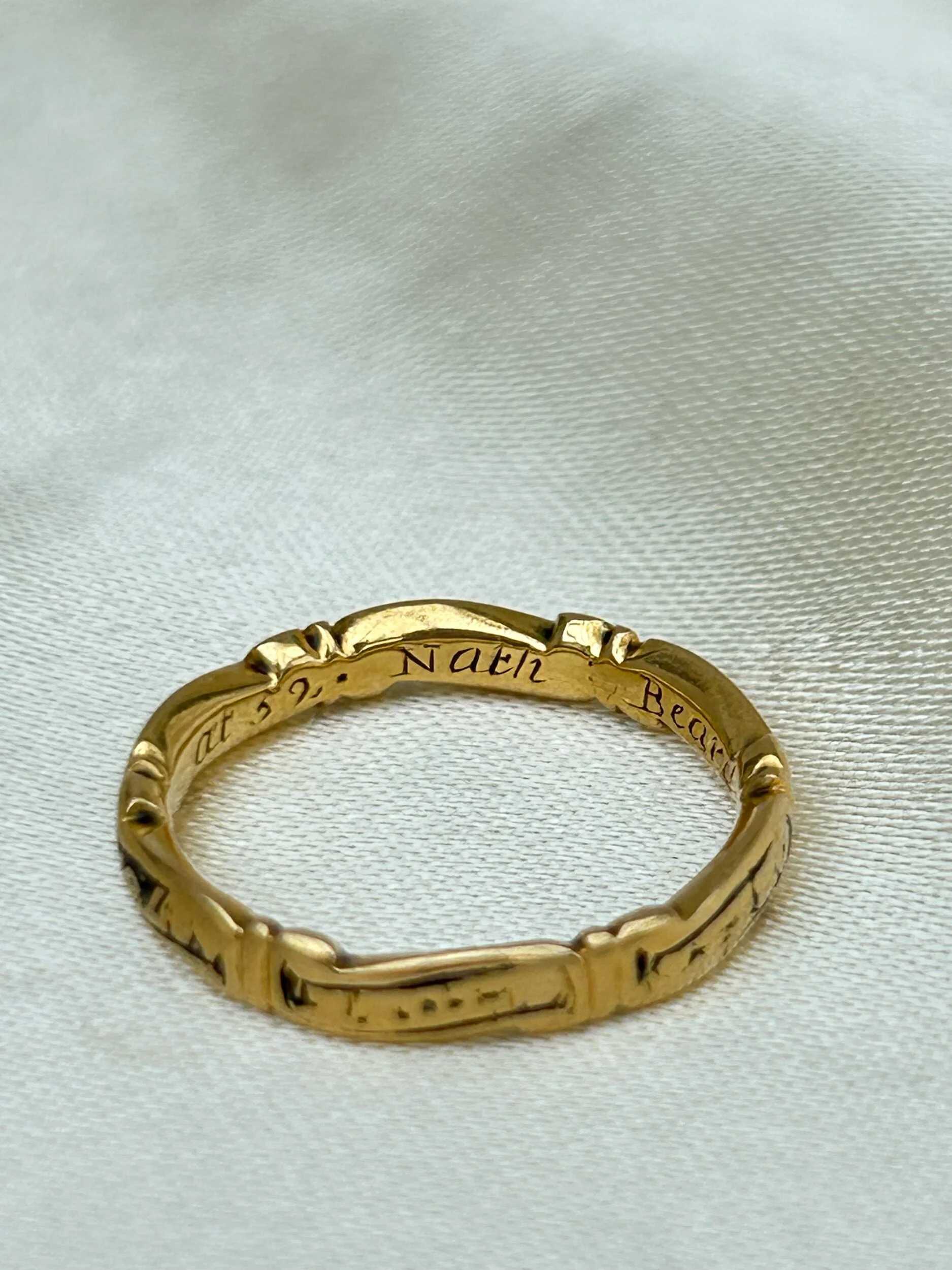 E84D553F-E75C-455E-8074-D400F3059367