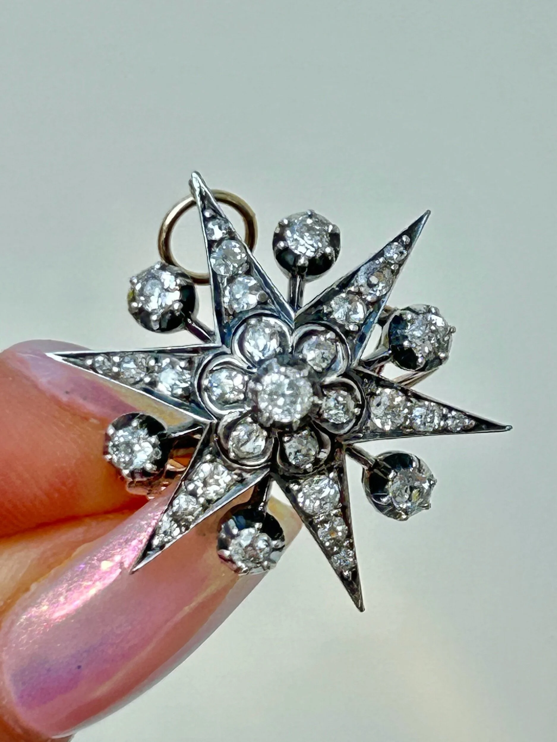 C237A742-E081-49EE-B8DD-D9CF4E2117EF