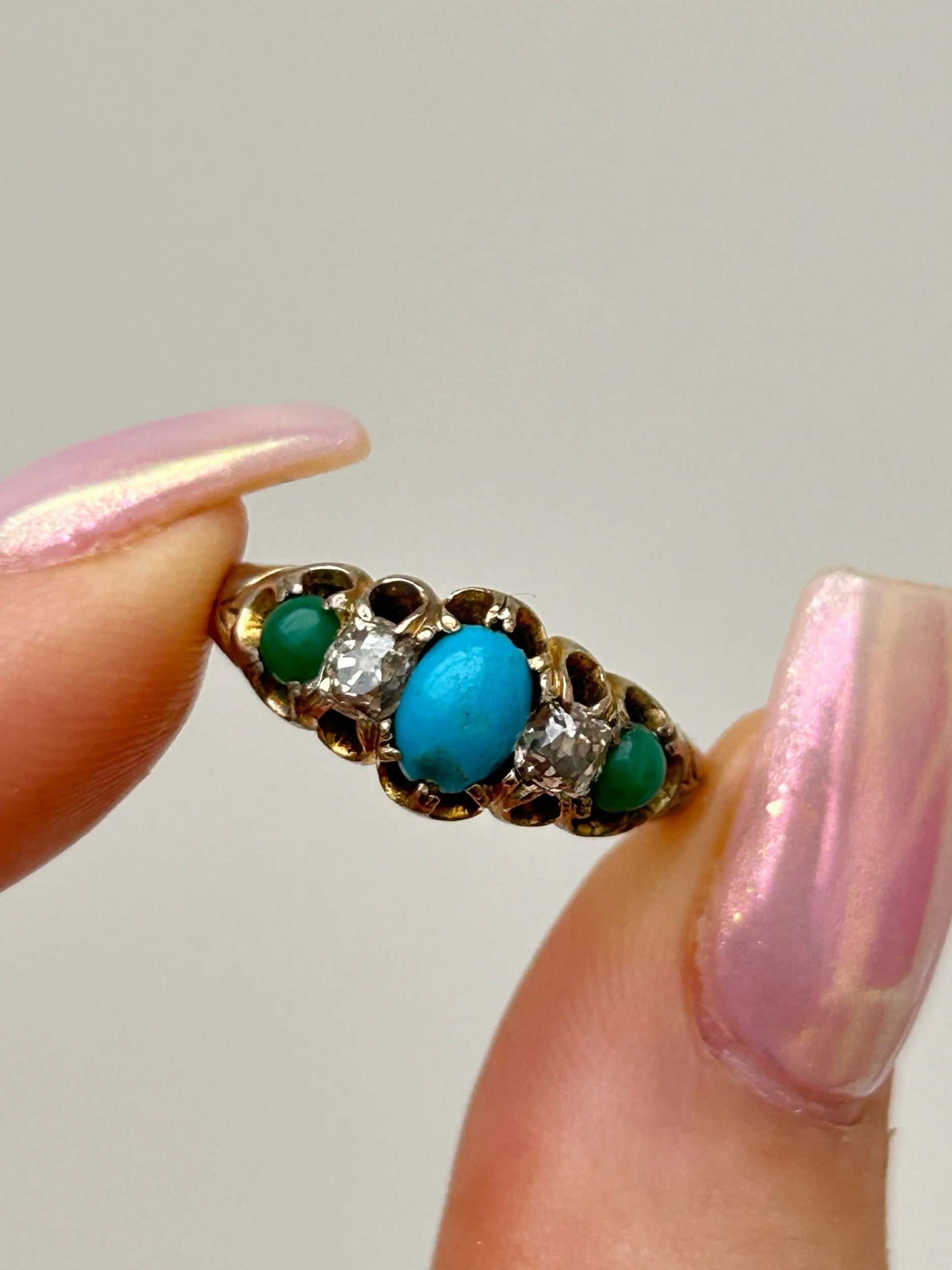 BF615EE2-335E-4F66-8548-849E2BAD449C