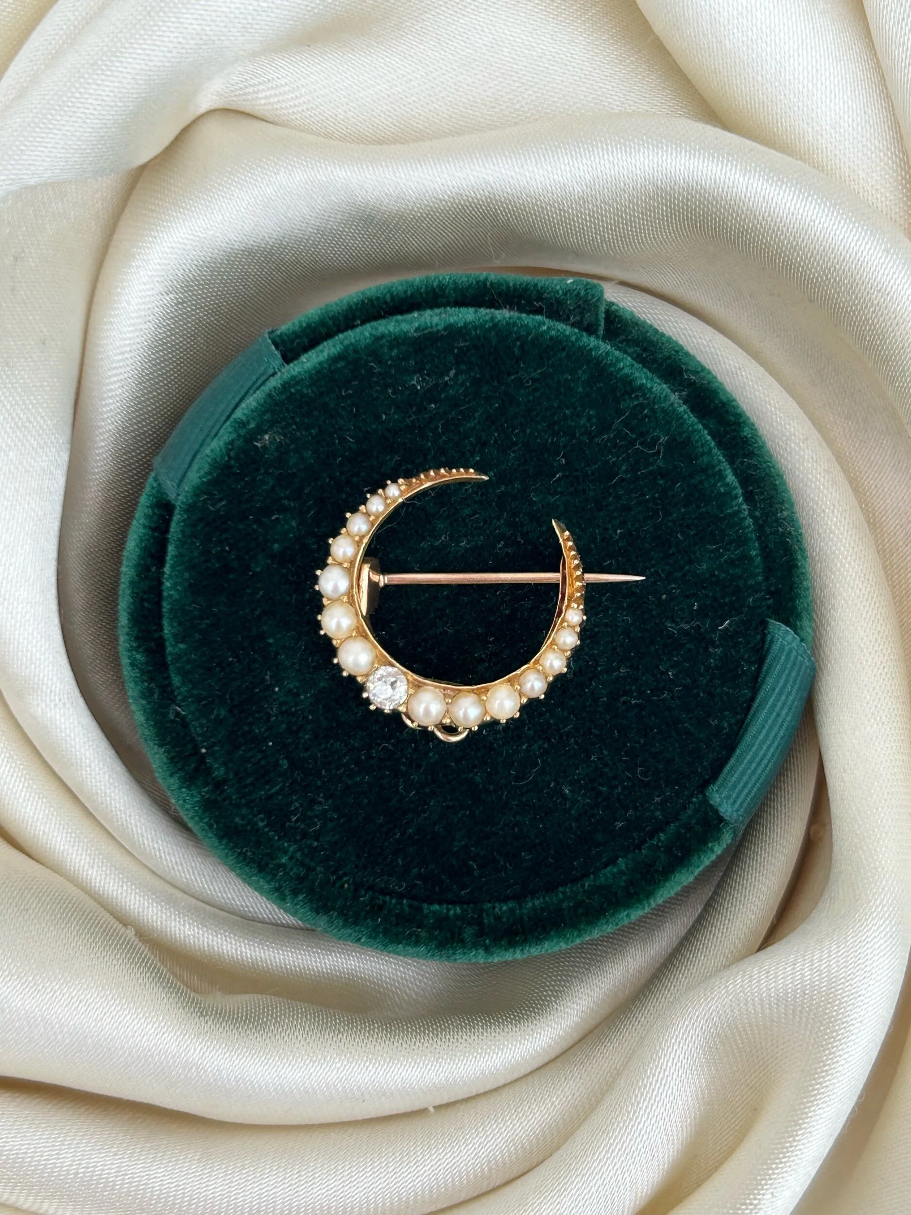 817D6500-9CA7-433F-95F4-24A9A1674132