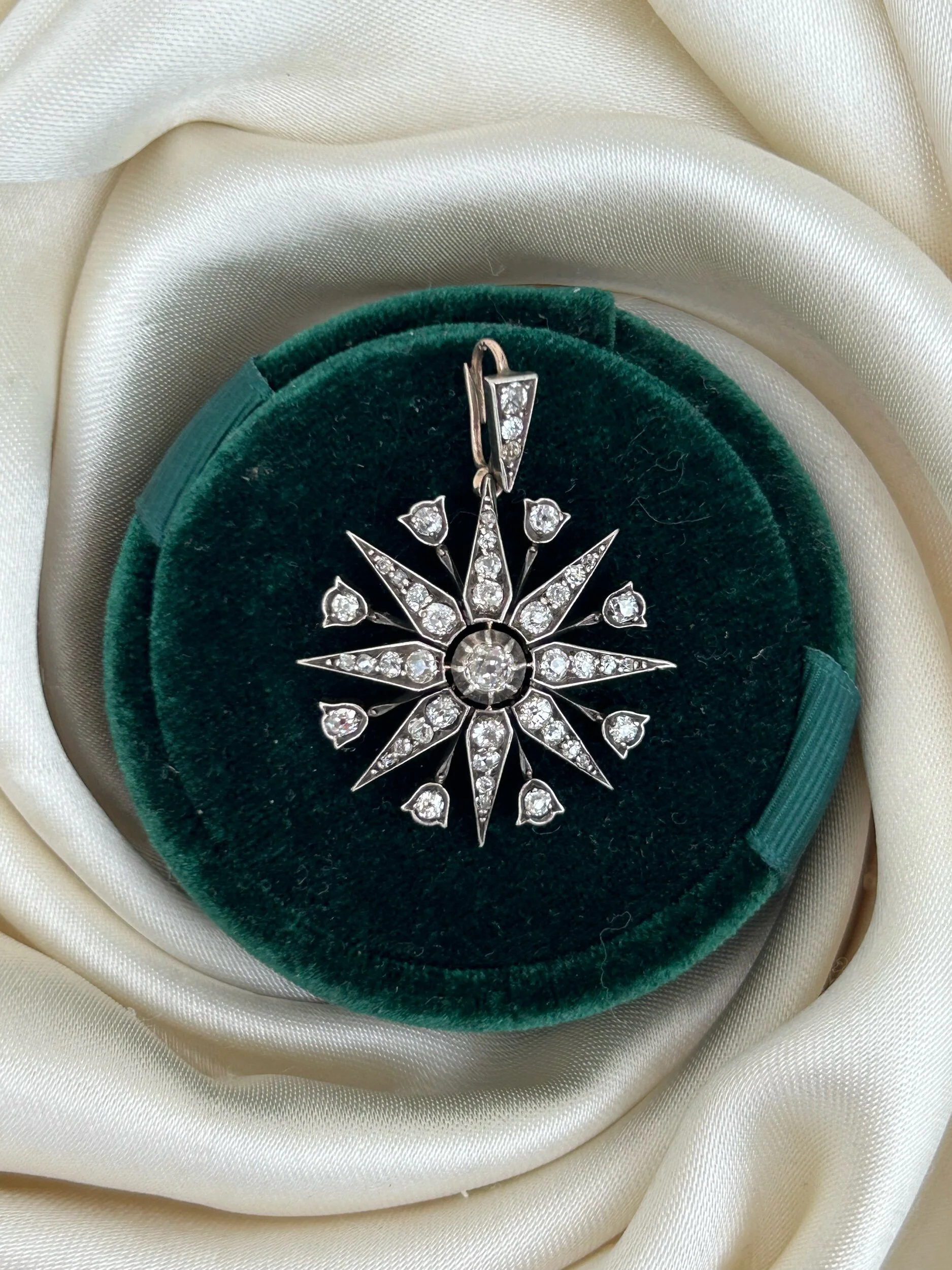 76266101-5FEF-4B8C-AA15-6480AEAF0489