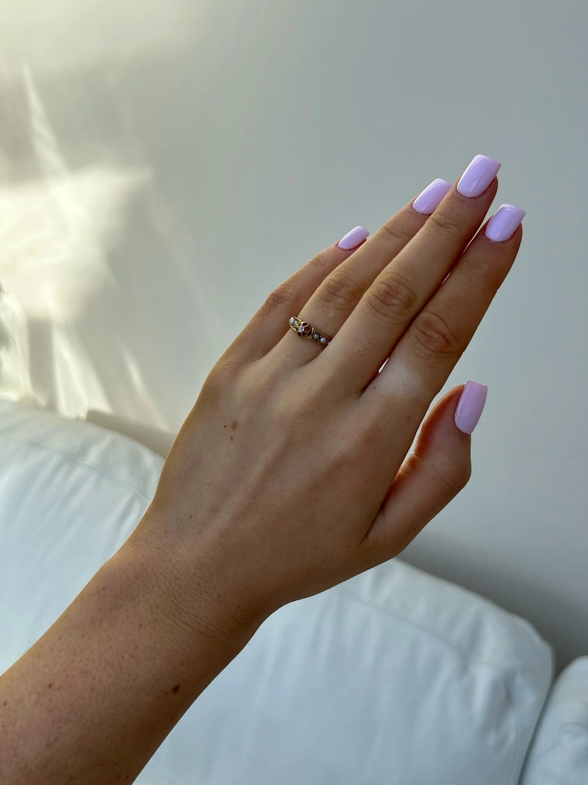 2E529F05-6924-4ABC-87EB-6C3A550CE4C4