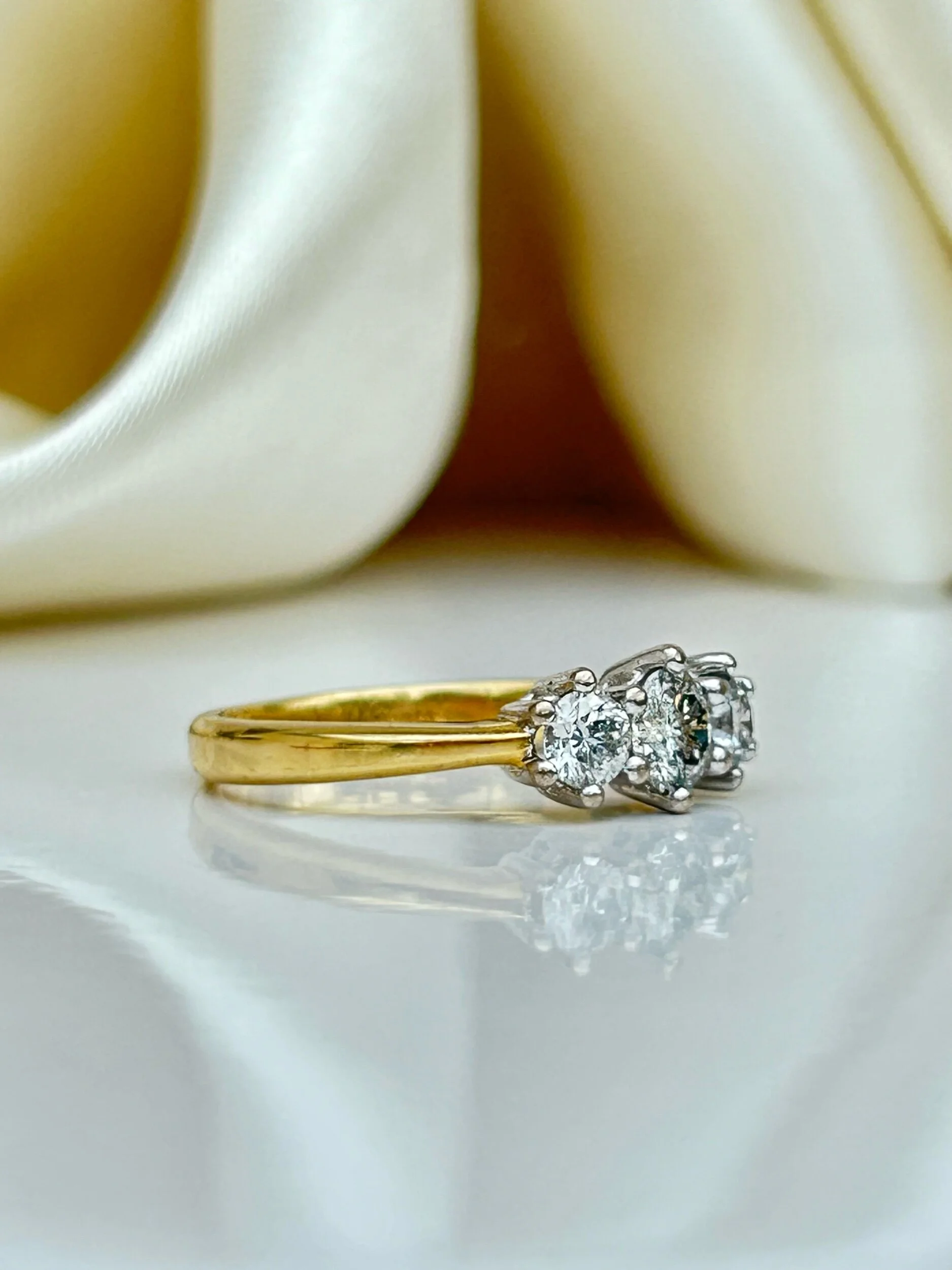 E0433CA3-A60E-4E80-9C35-4AC261CAFAD0