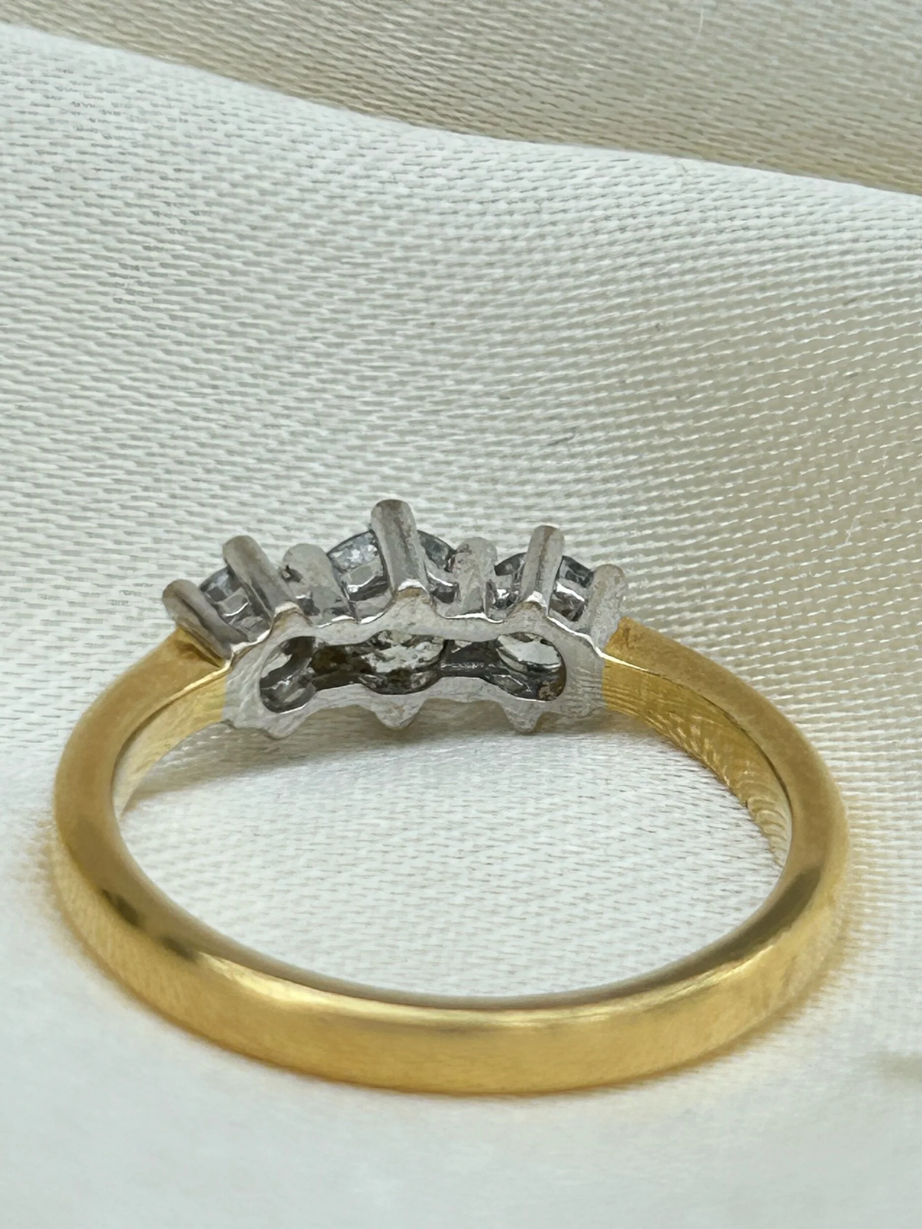 B3BE7861-67A7-4852-9B35-6BAD6427EC50