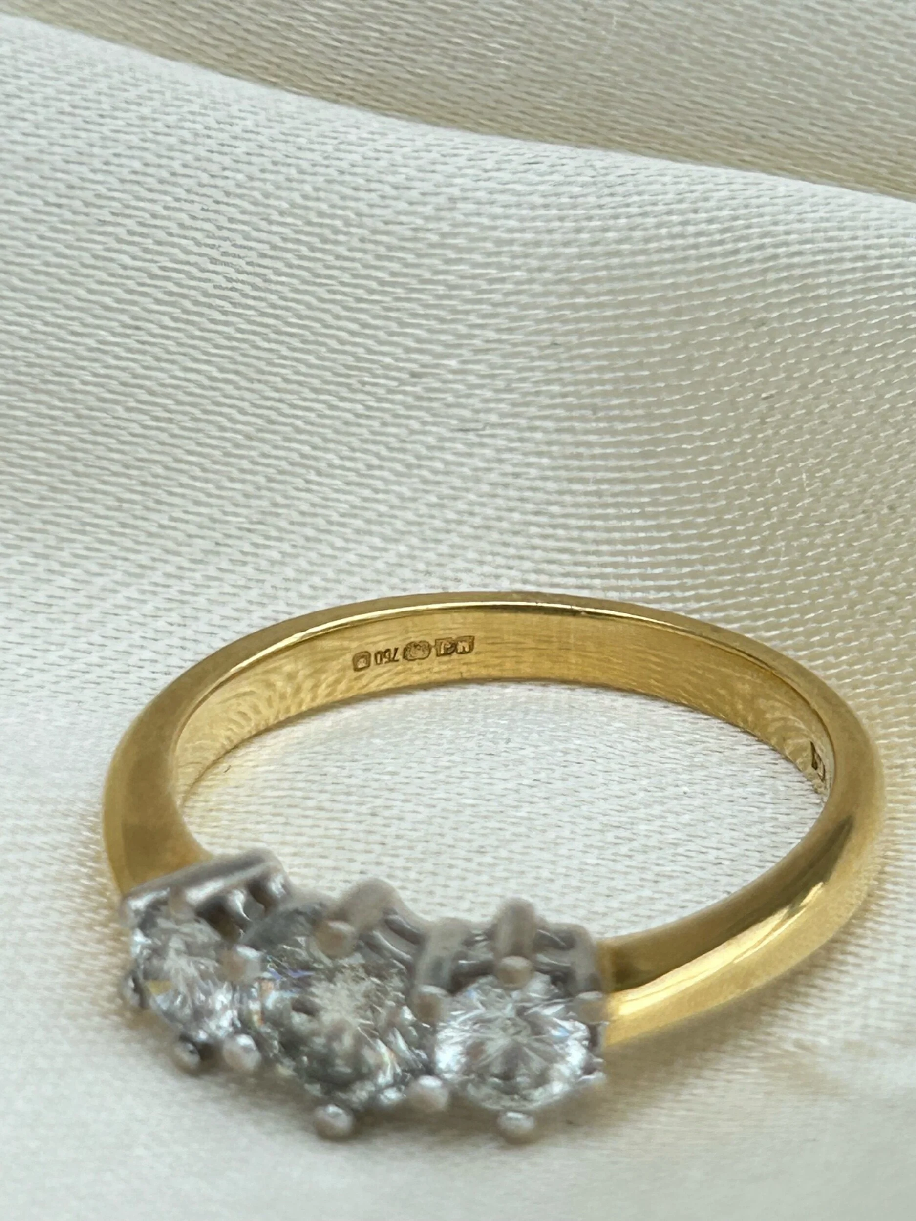 675A4BC0-3D10-47C3-91A1-F5CFED5C3075