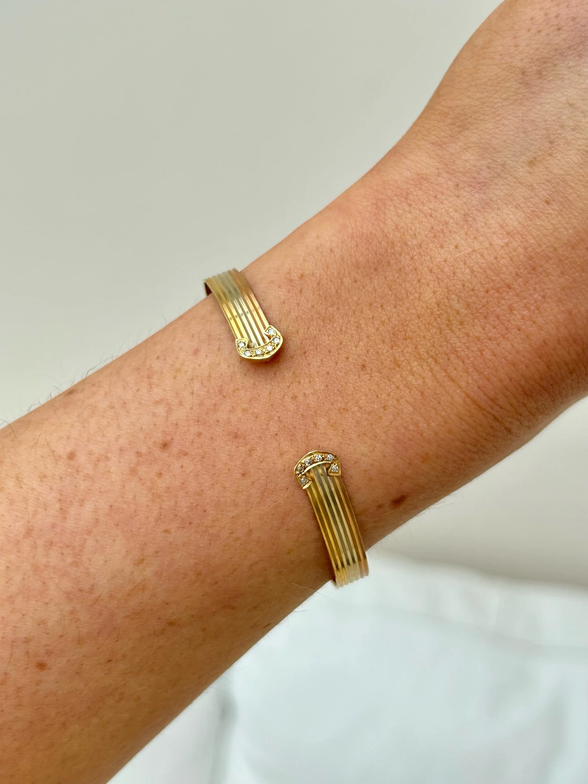 5FAAC87D-57EA-4778-85C3-B5213E9756A7