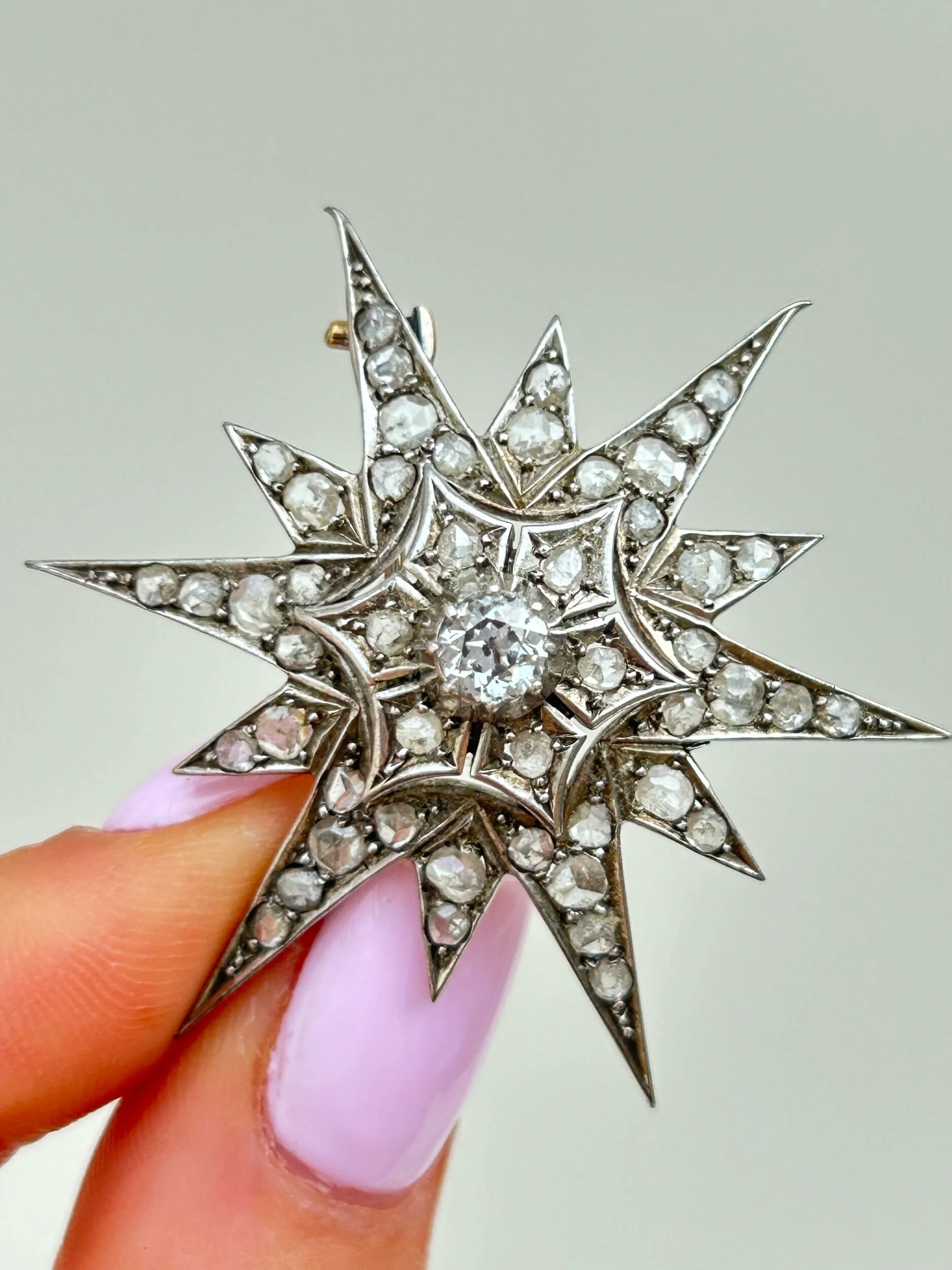 6029C6BE-C77D-4A9C-8ABE-B9865F9A4896