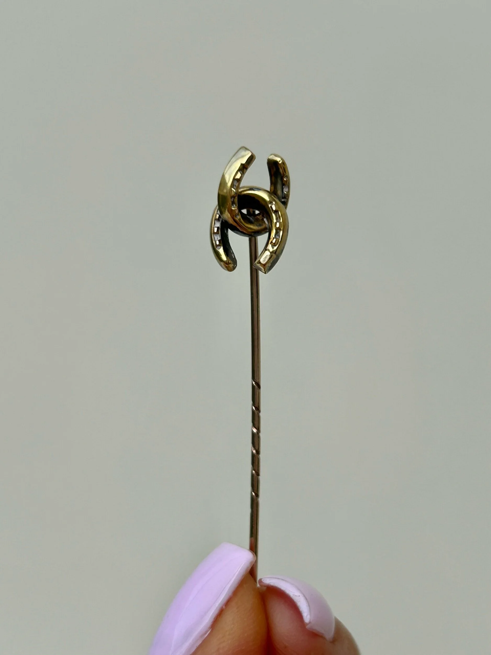 1B4C894D-2981-44B4-8C3E-6367018DE63B