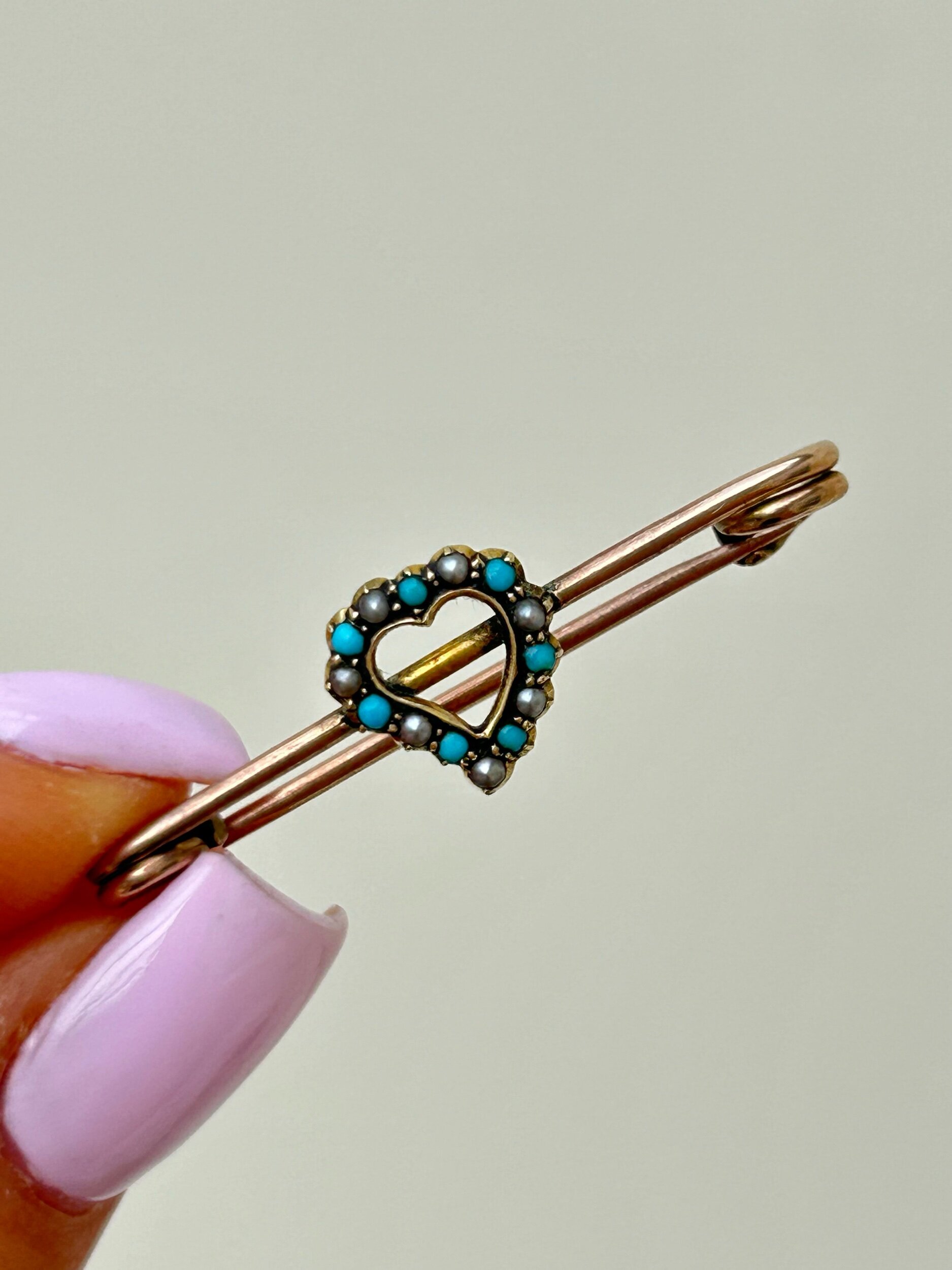 6249D38C-2FF3-4D77-8366-0CFEB6E5F831