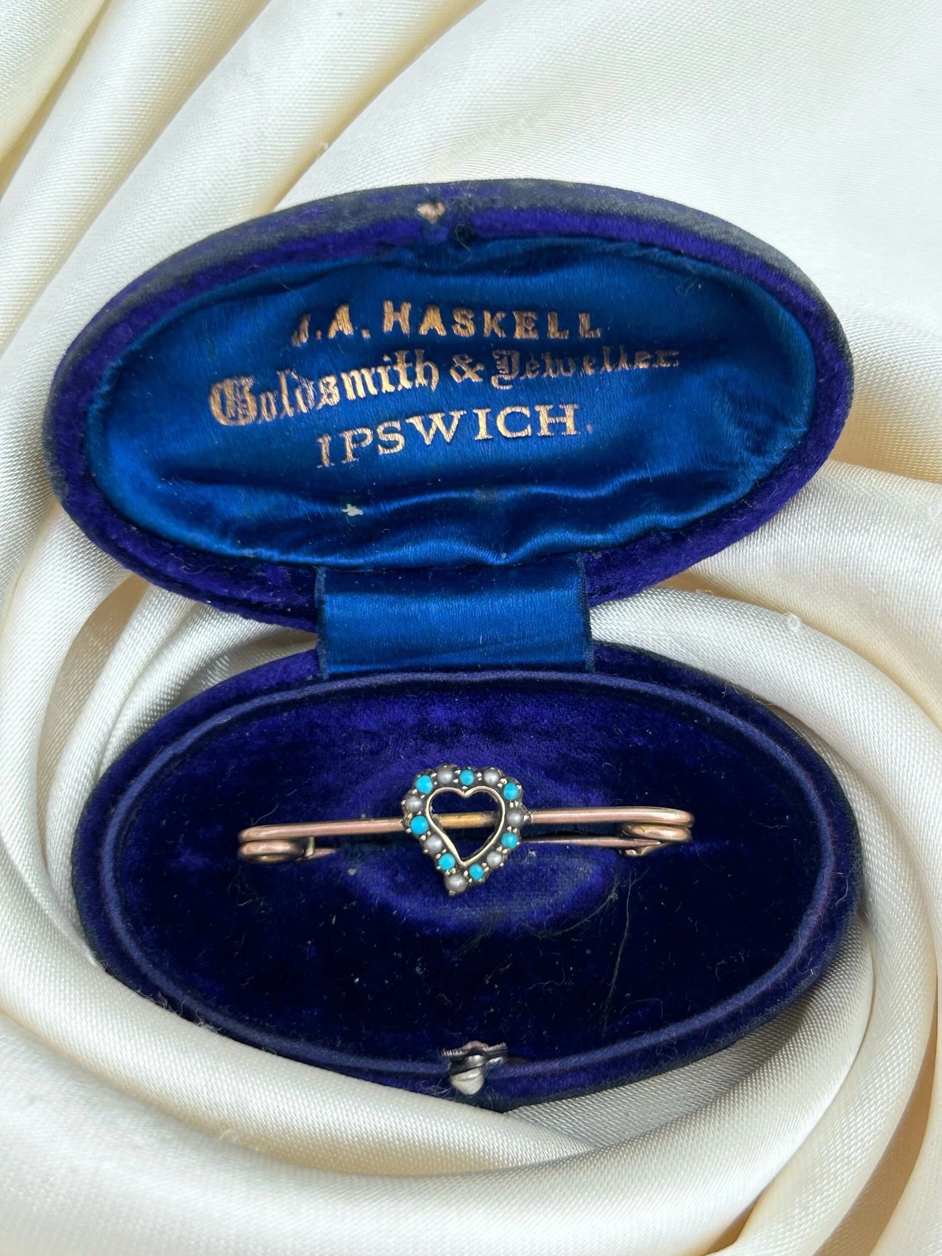 DF4BAD65-517A-4341-8DF8-33129186CDD5