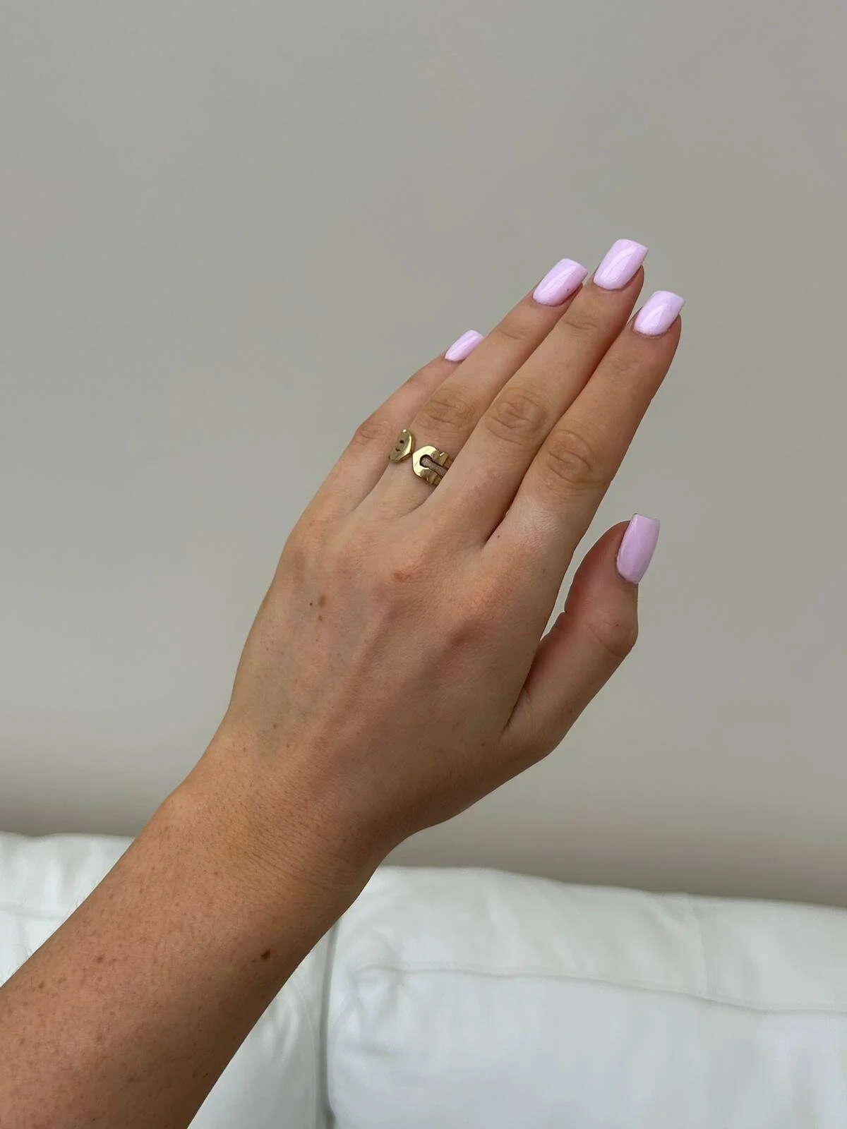 DC0A60DE-CED2-4B18-9E2A-42918812B72D