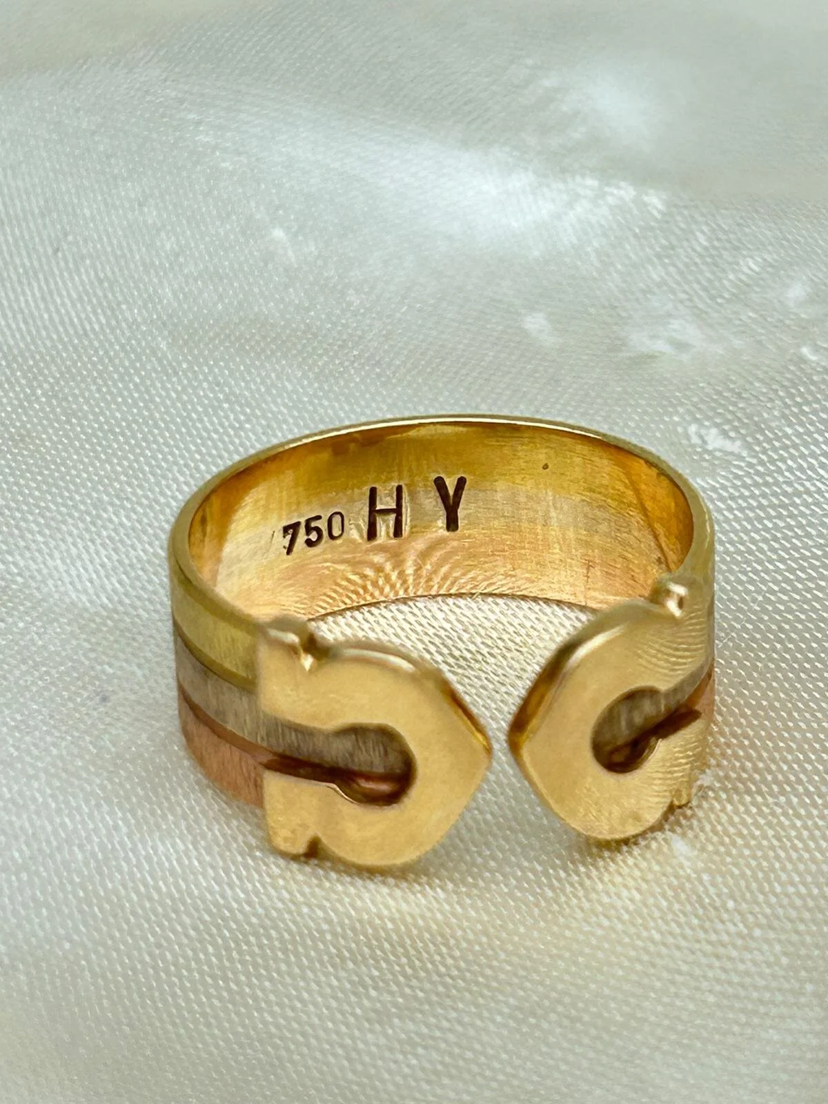 FCD0F28F-2DF3-4166-8C68-93047108B284