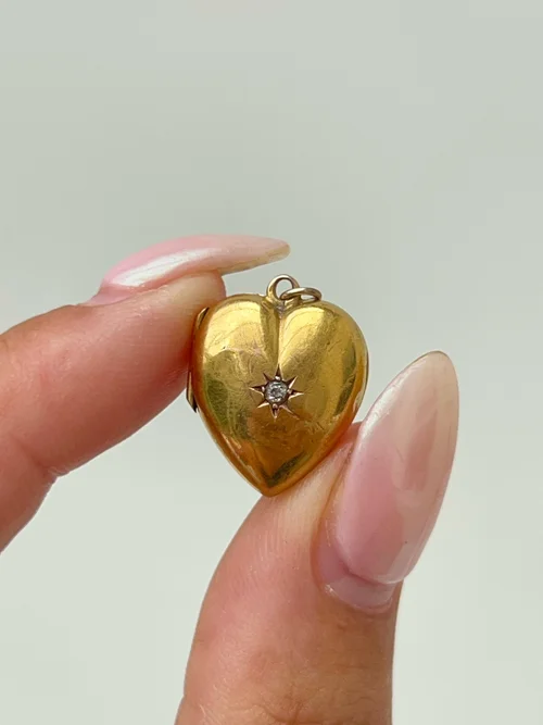 vintage LOCKET pendant 750刻印　K18 vintage LOCKET pendant 750刻印 K18 vintage LOCKET pendant