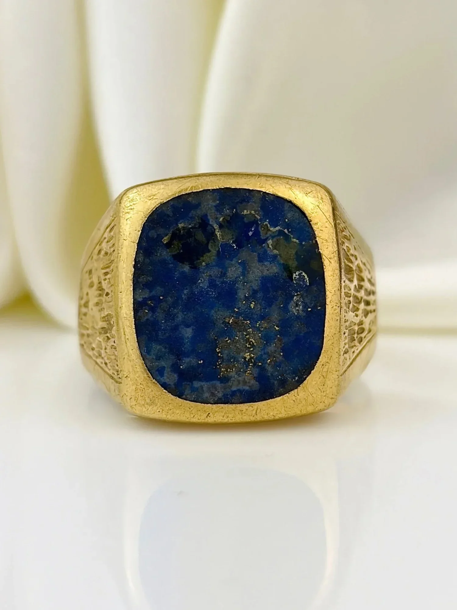 LAPIS LAZULI SIGNET - £850