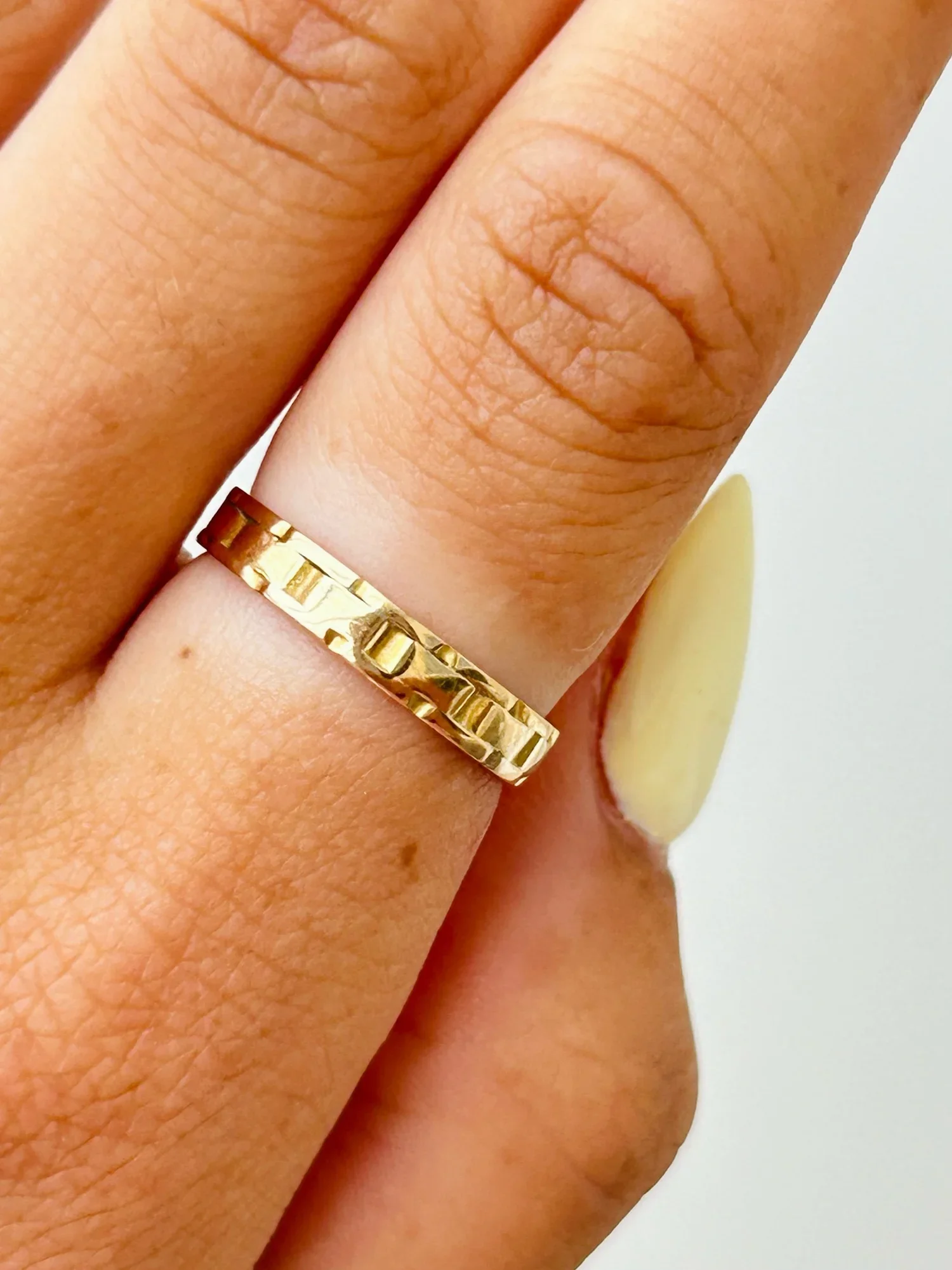 CHAIN LINK RING - £350