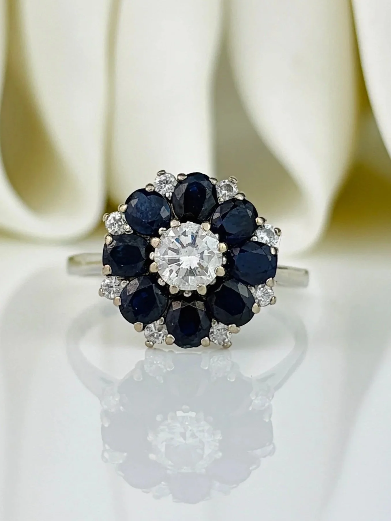 Vintage 18ct White Gold Sapphire and Diamond Cluster Ring