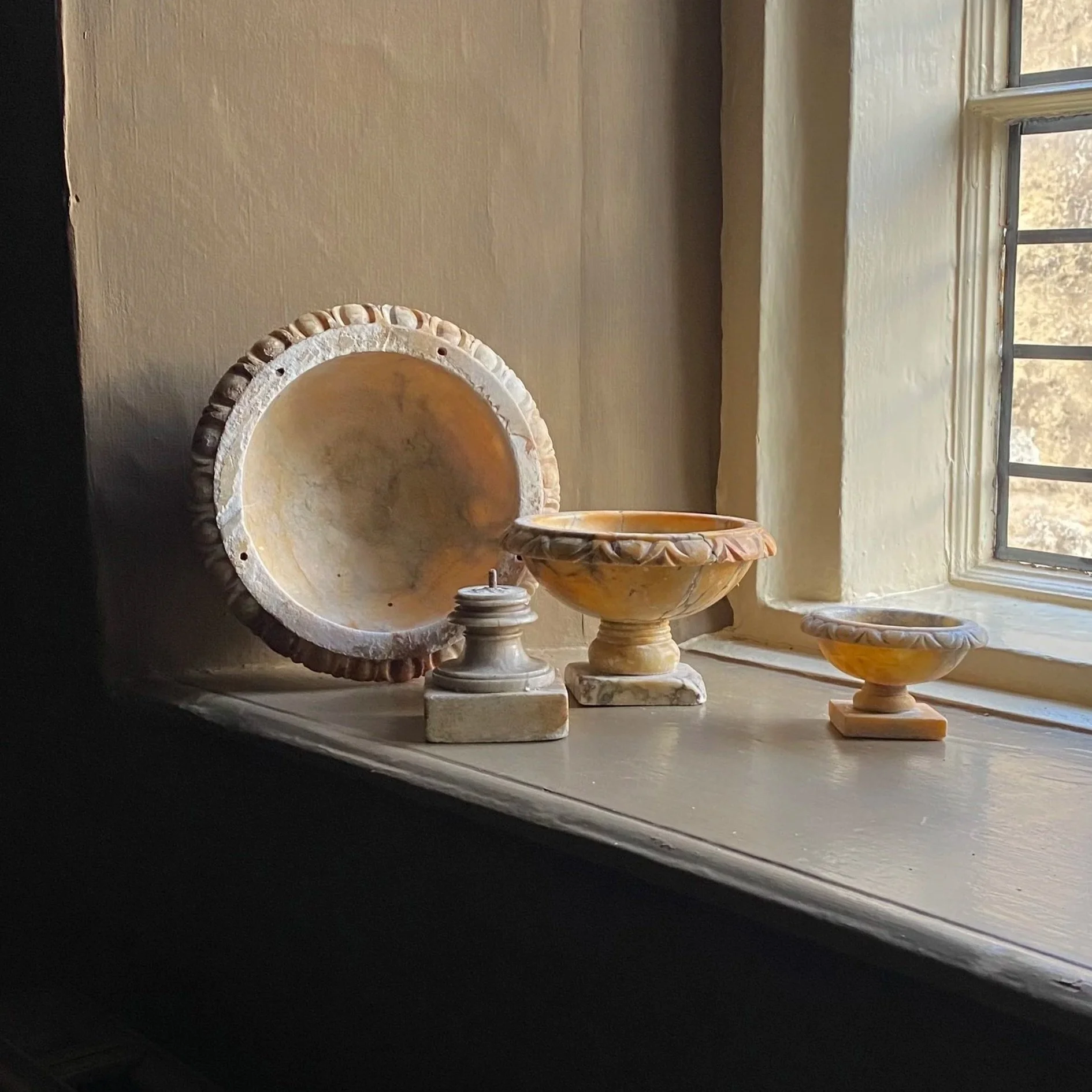 Grand Tour Style Marble Tazza Elements